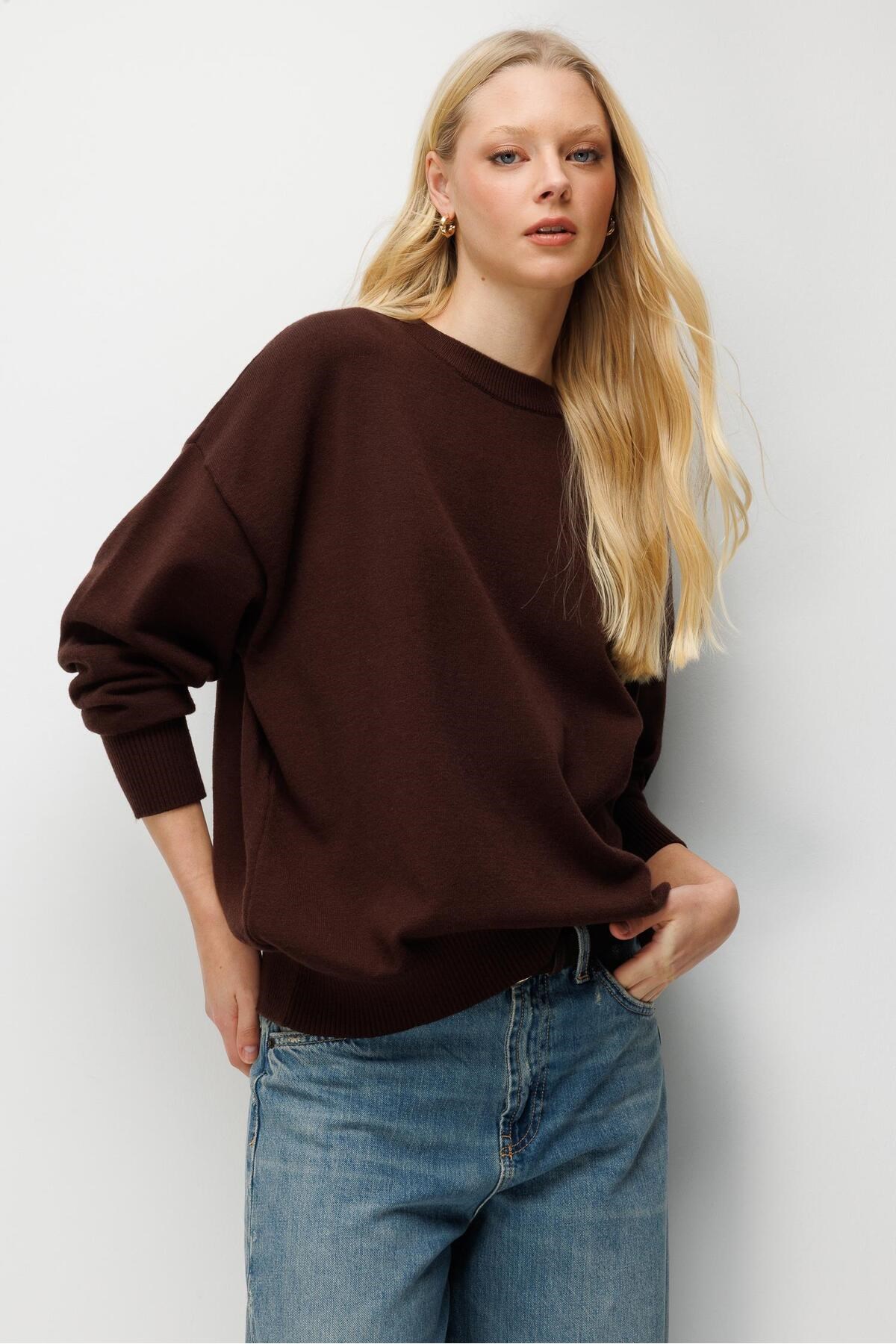 7021 Kadın Bisiklet Yaka Oversize Basic Premium Triko Kazak Kahve