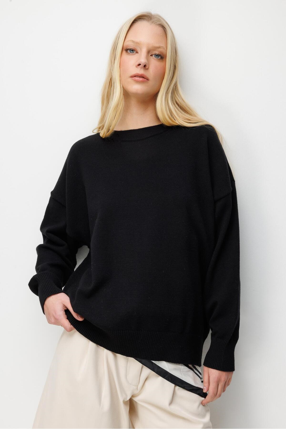 7021 Kadın Bisiklet Yaka Oversize Basic Premium Triko Kazak Siyah