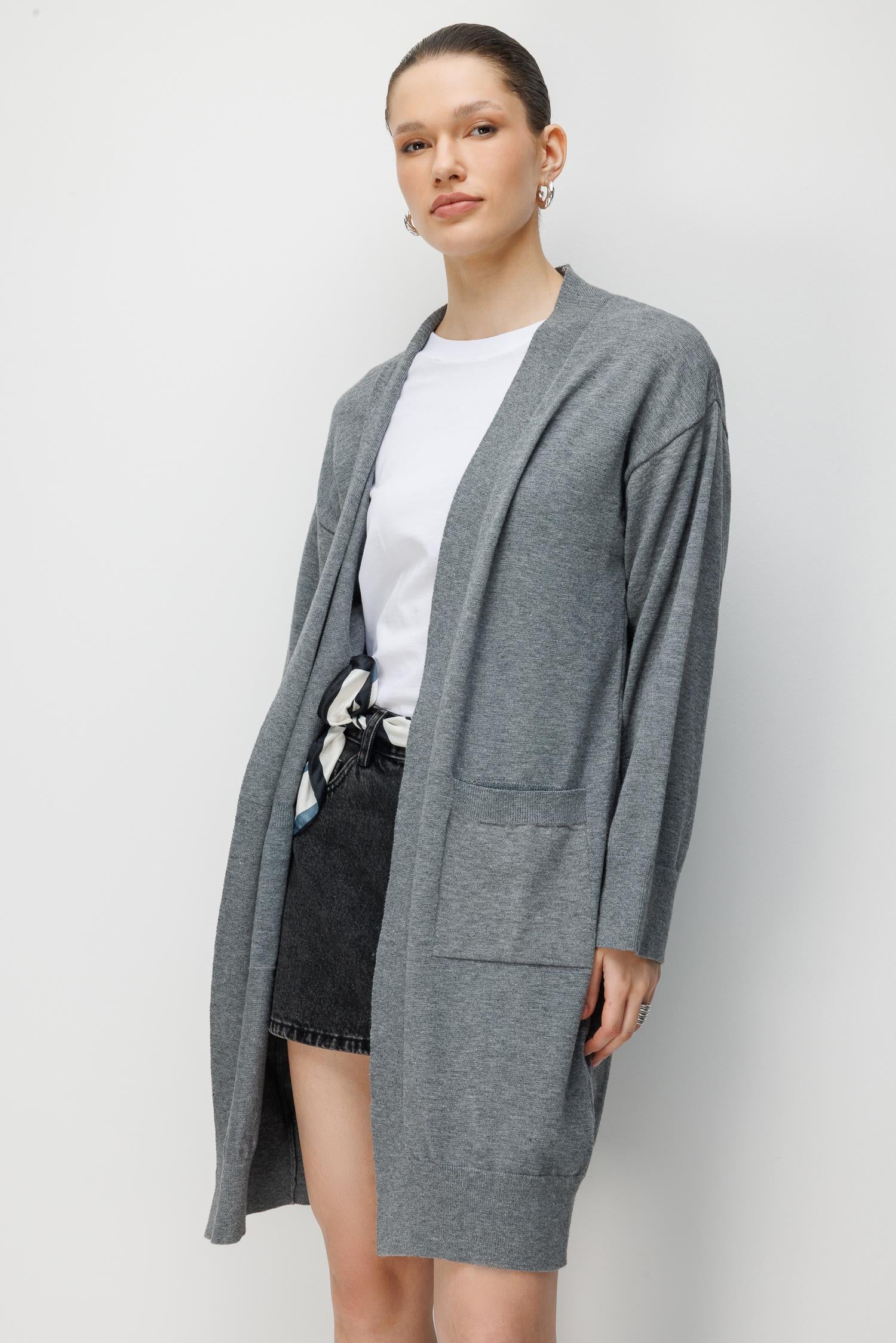 7026 Kadın Basic Cepli Triko Hırka Antrasit