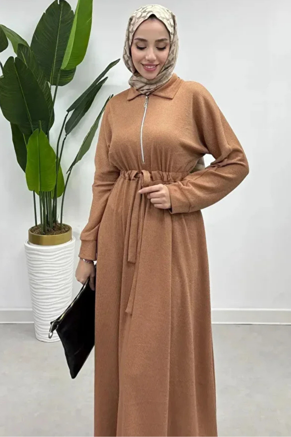 Fitilli Örme Kumaş Fermuar Detaylı Tesettür Elbise-Camel