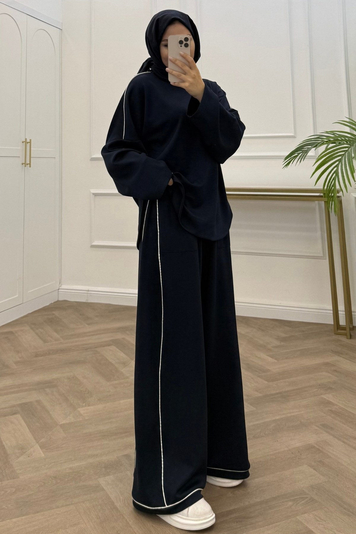 Hales Orijinal Modal Kumaş Şeritli Oversize Tesettür Takım- Lacivert