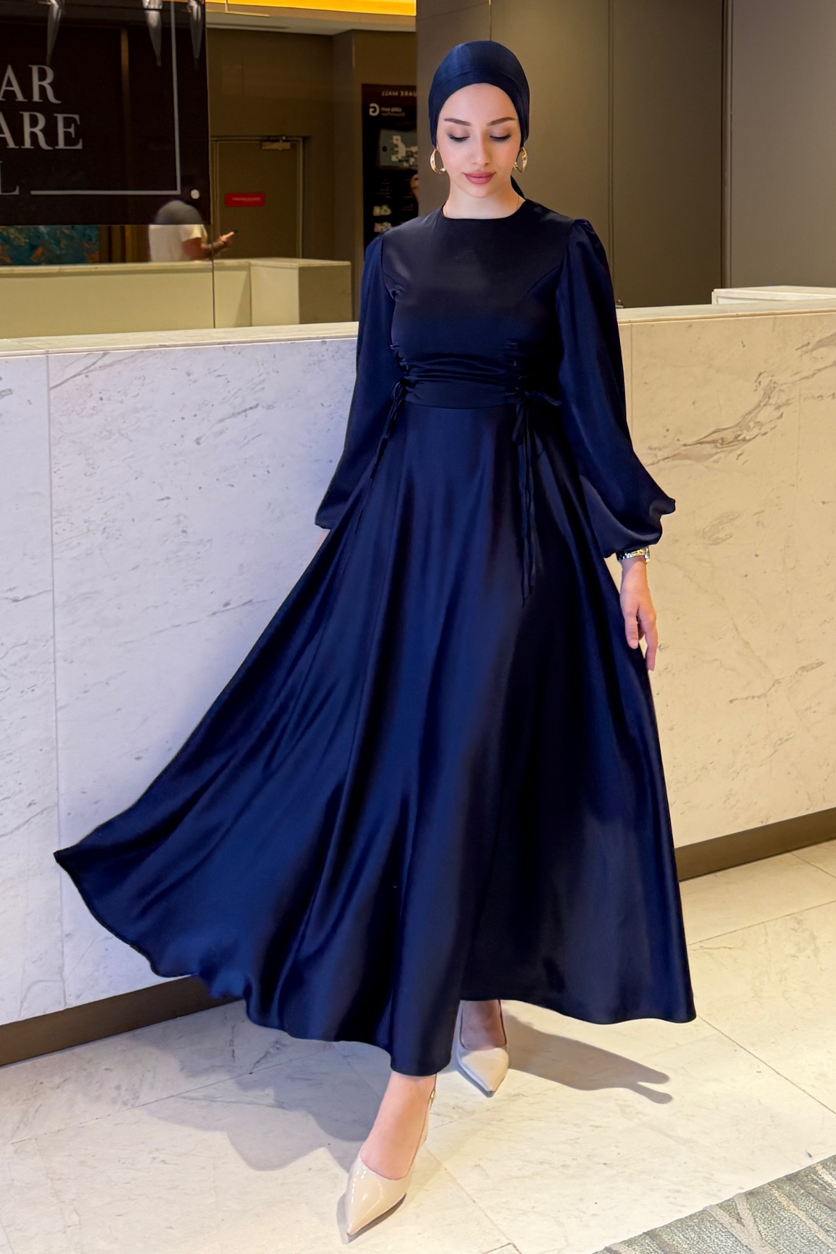 Zühre Model Yandan Bağlamalı Saten Abiye-Lacivert