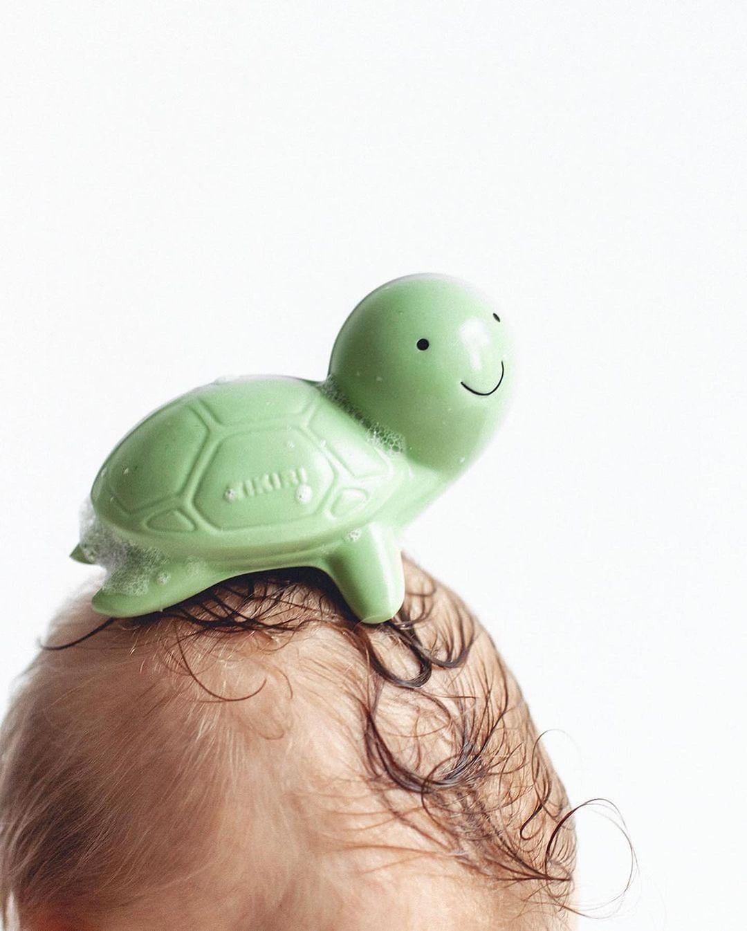 BIBS Doğal Kauçuk Diş Kaşıyıcılı Oyuncak - Turtle STD