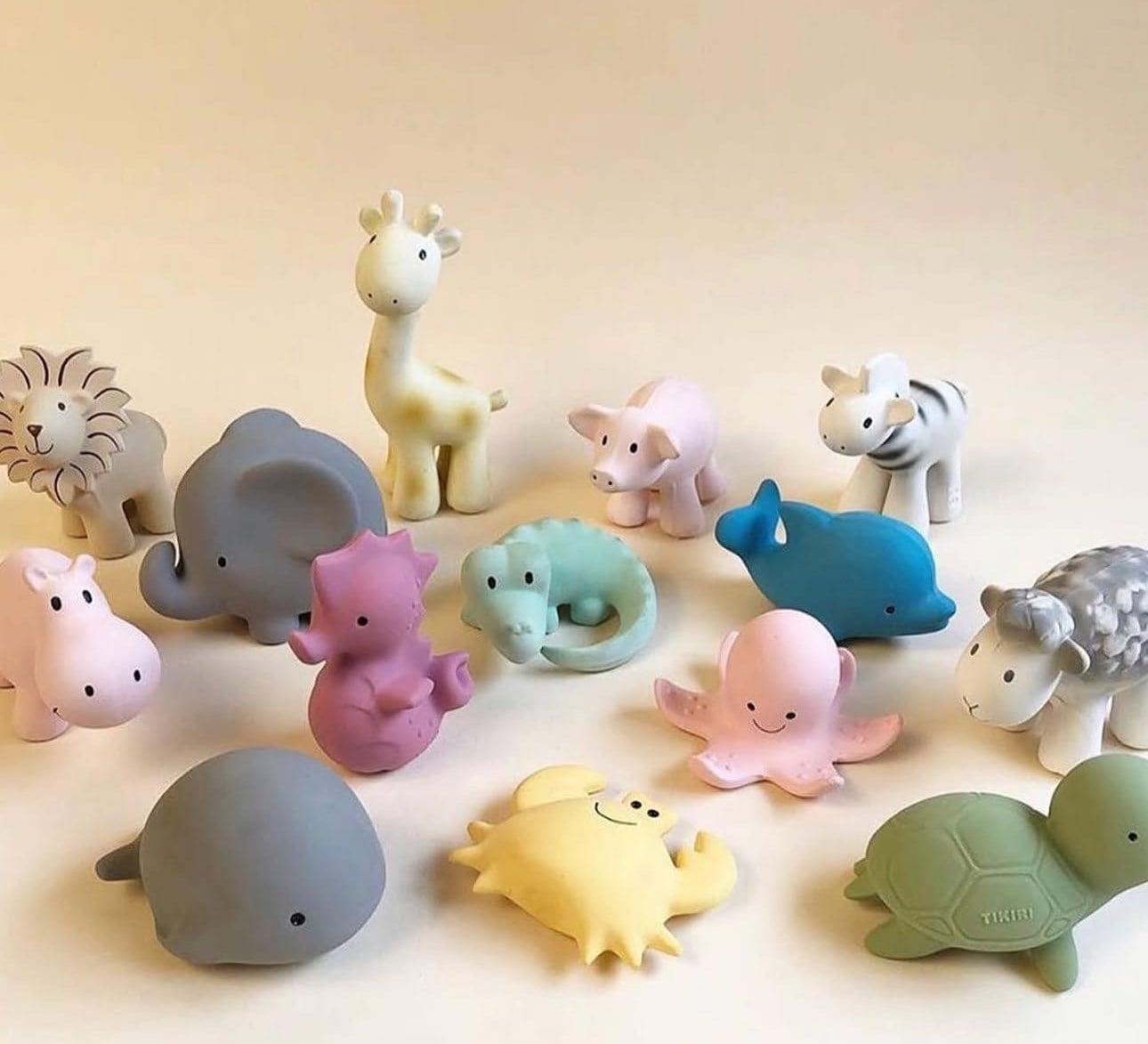 BIBS Tikiri Doğal Kauçuk Diş Kaşıyıcılı Oyuncak - Elephant STD