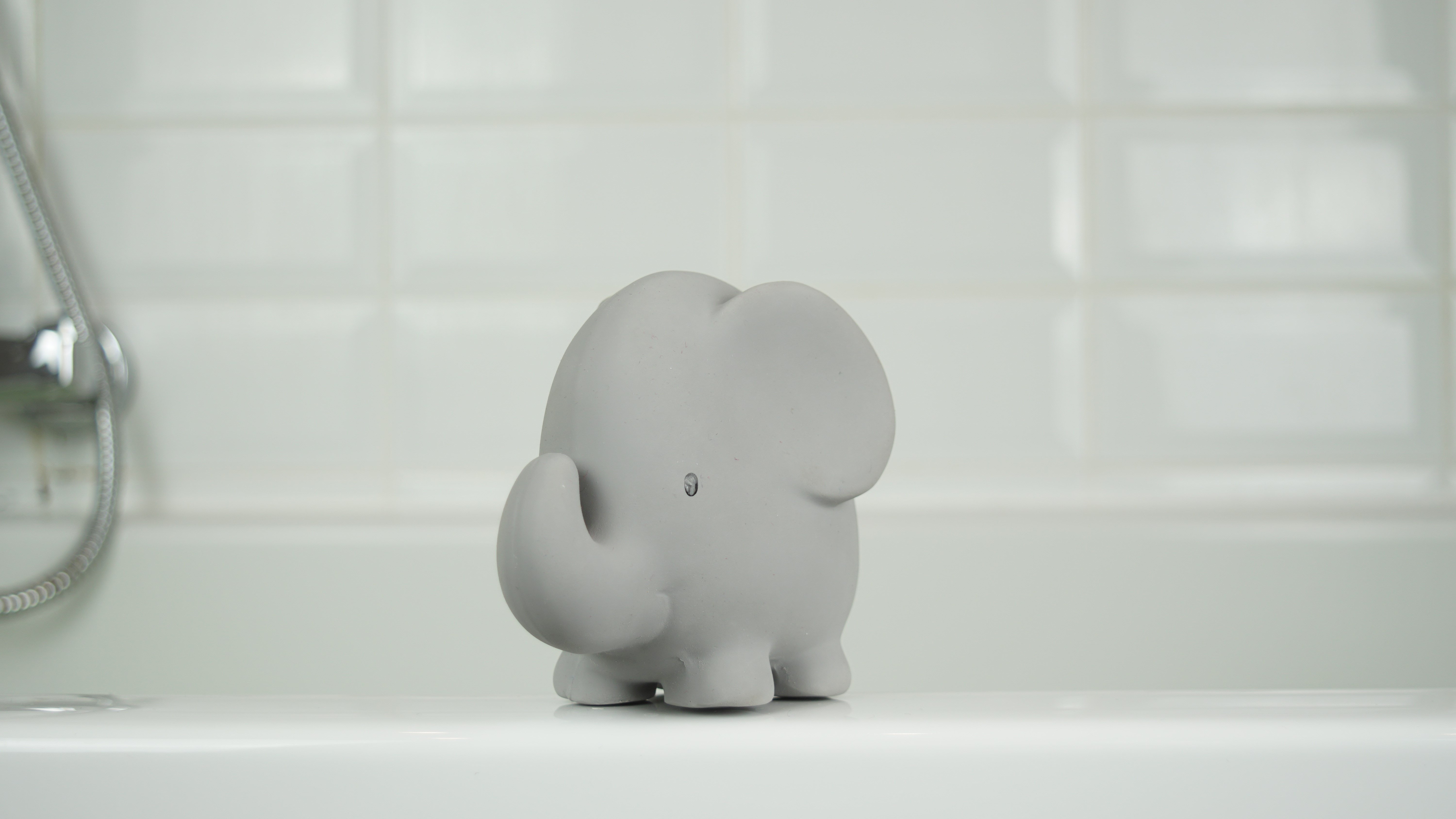 BIBS Tikiri Doğal Kauçuk Diş Kaşıyıcılı Oyuncak - Elephant STD