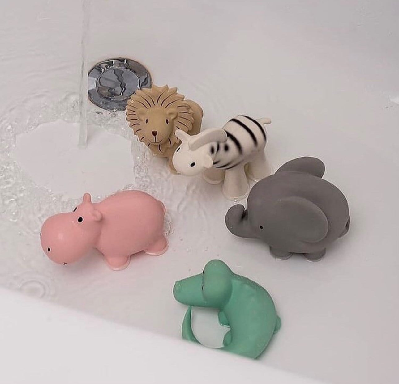 BIBS Tikiri Doğal Kauçuk Diş Kaşıyıcılı Oyuncak - Elephant STD