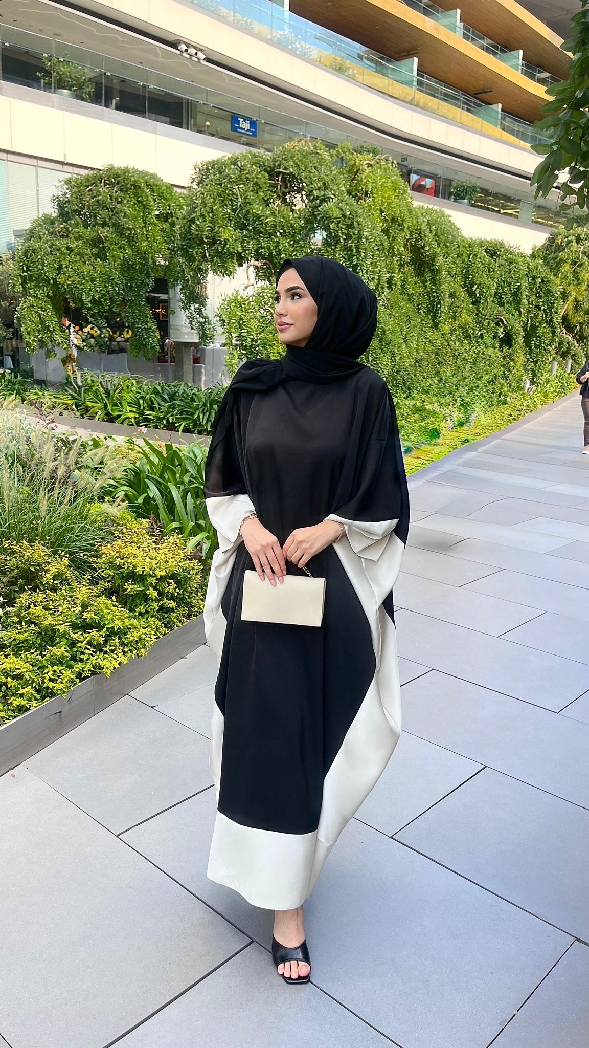 Muadil kaftan siyah