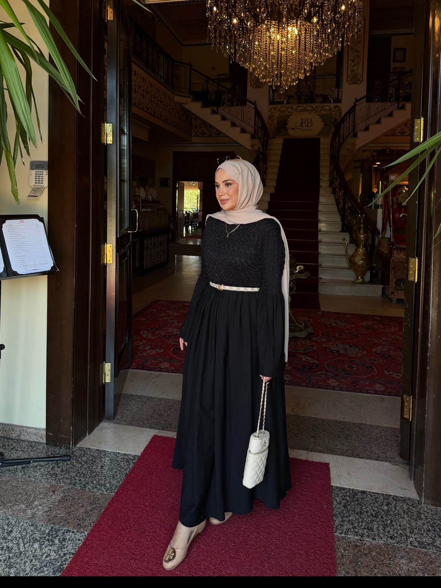 Siyah düş elbise 