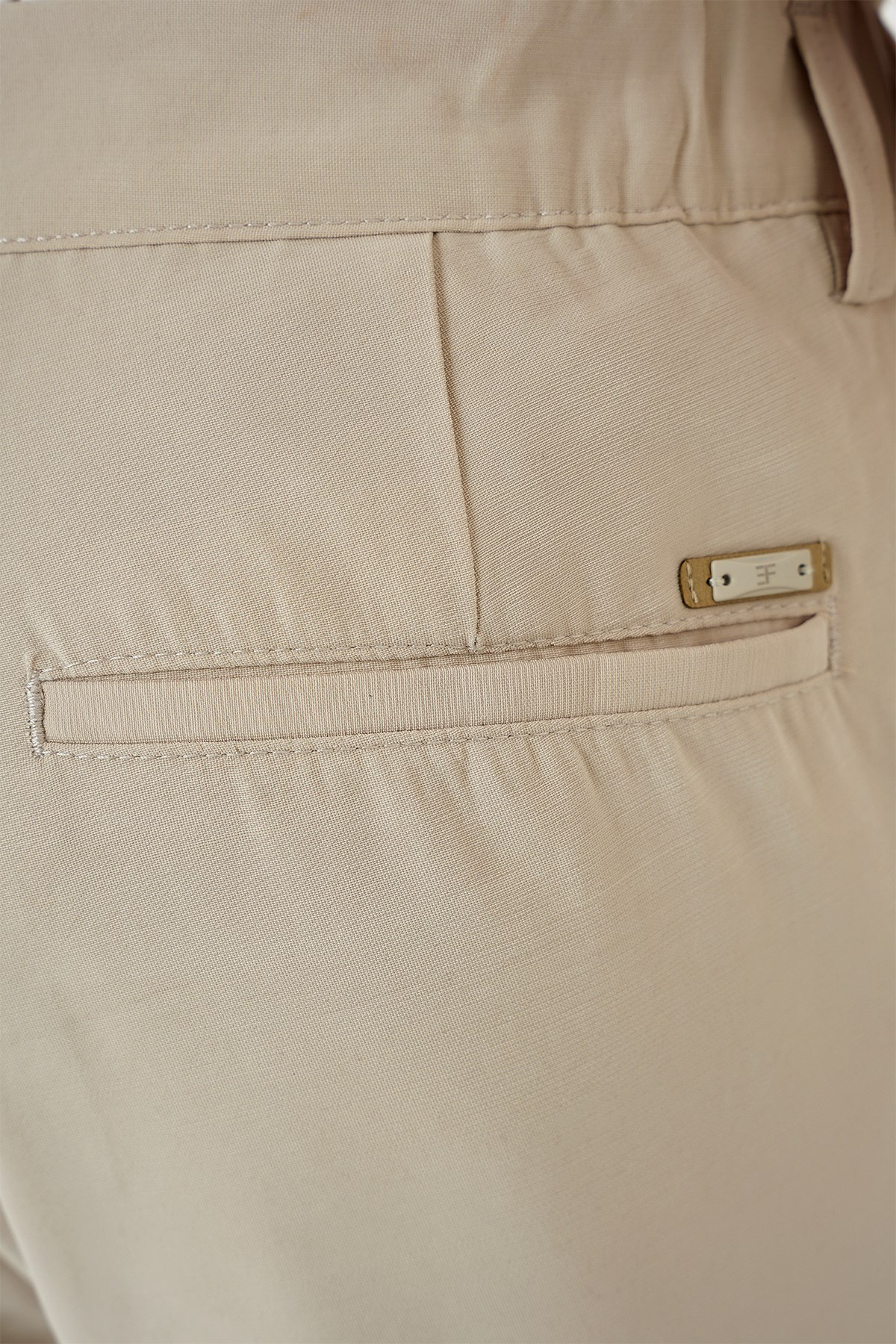 Comfort Beli Lastikli Rayon Karışımlı Krem Jogger Pantolon  P 1194
