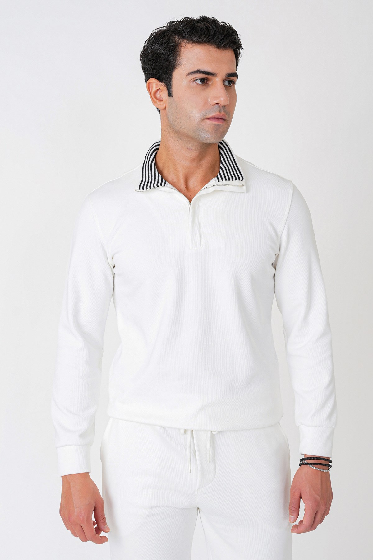 Comfort Fit %100 Pamuk Fermuarlı Polo Yaka Ekru Sweatshirt SWT 013