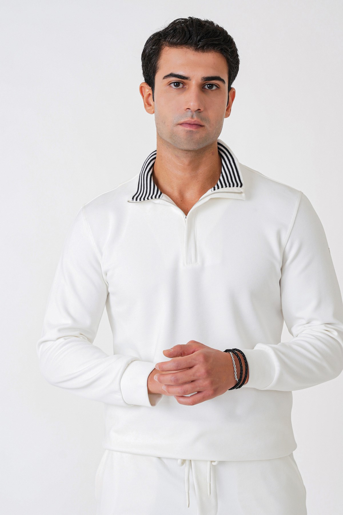 Comfort Fit %100 Pamuk Fermuarlı Polo Yaka Ekru Sweatshirt SWT 013