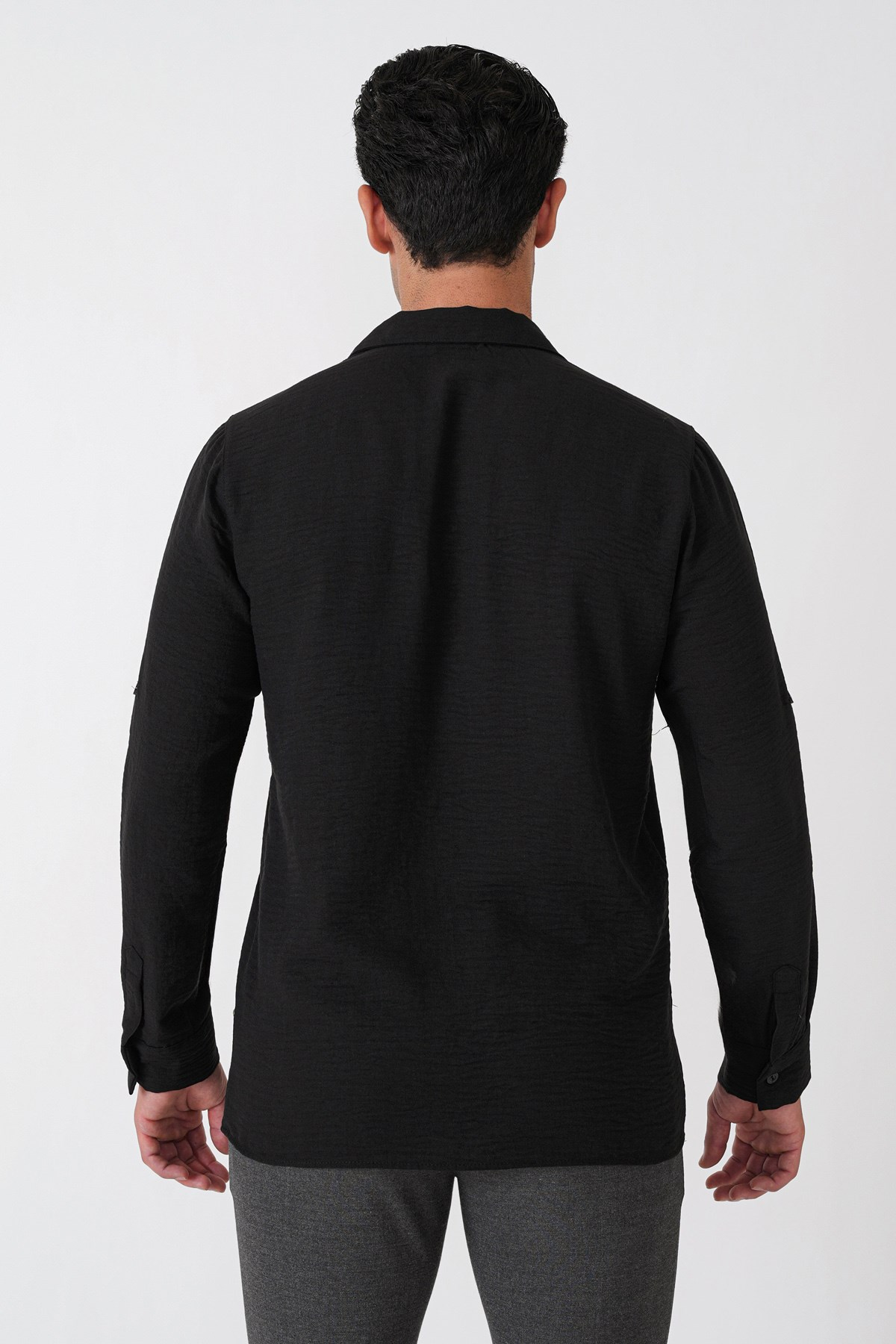 Comfort Fit Apaş Yaka Katlanabilir Kollu Siyah Keten Gömlek G 1613
