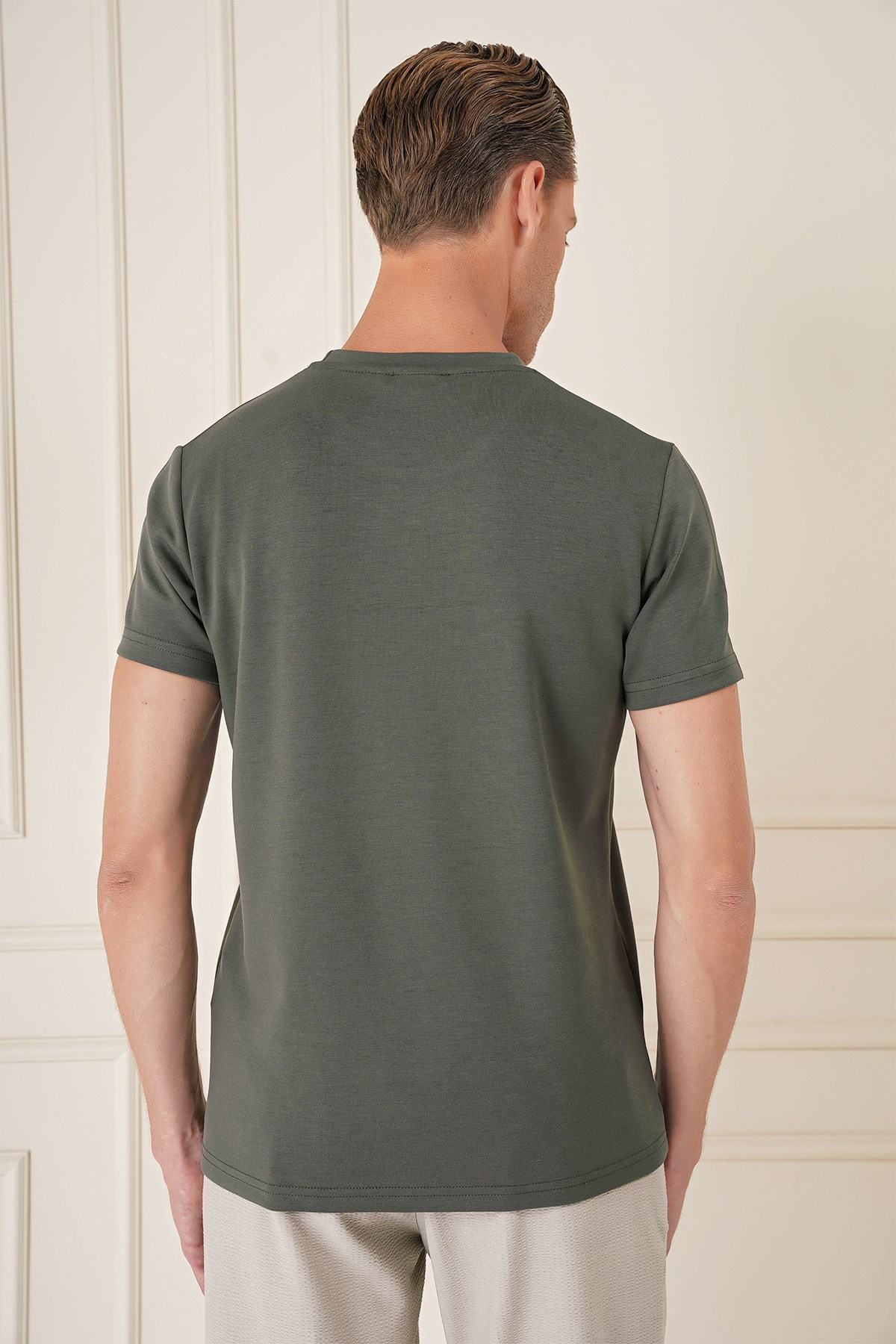 Comfort Fit Bisiklet Yaka %97 Esnek Pamuklu Haki Tişört TS 885
