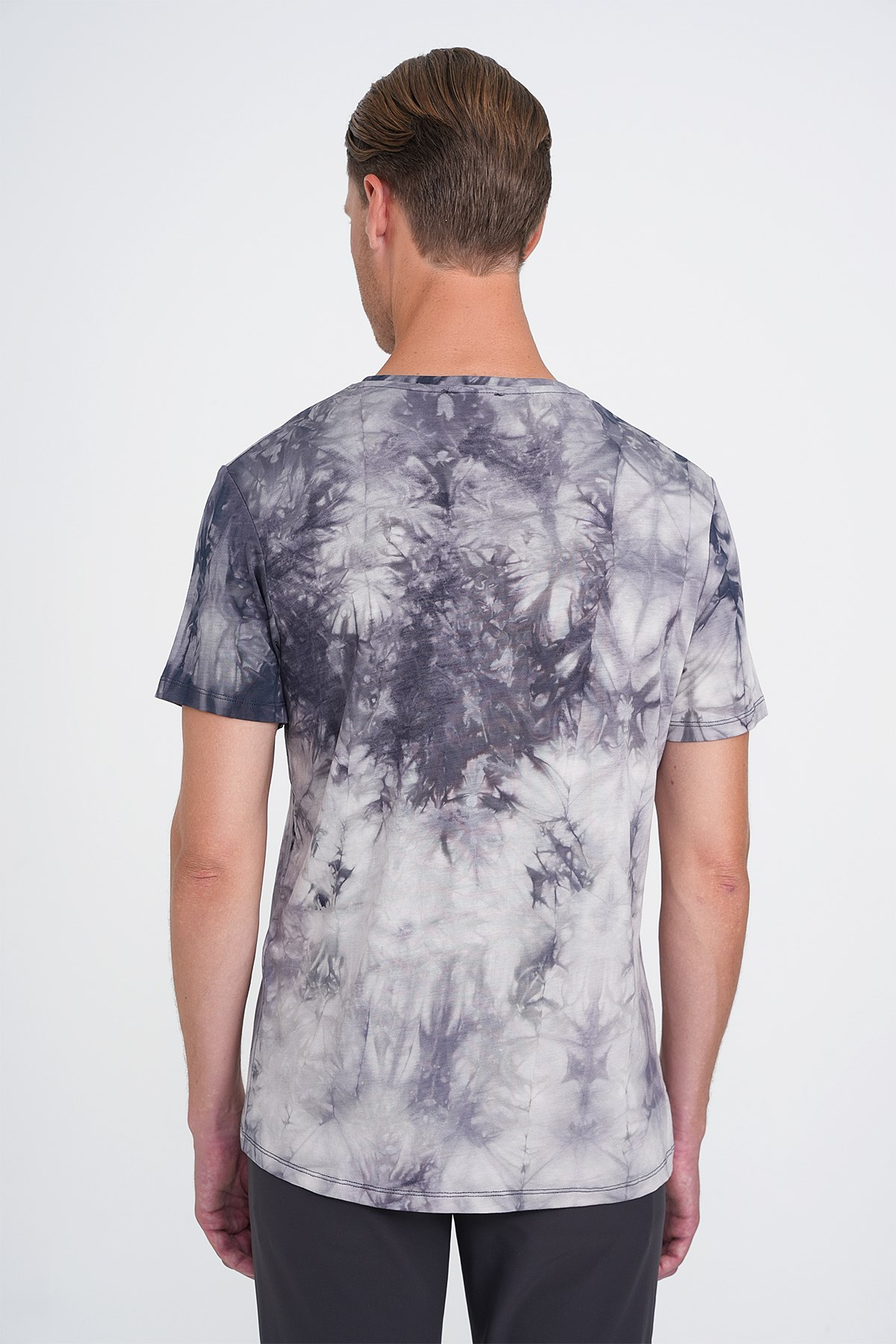 Comfort Fit Bisiklet Yaka Batik Desen Pamuklu Lacivert Tişört TS 914