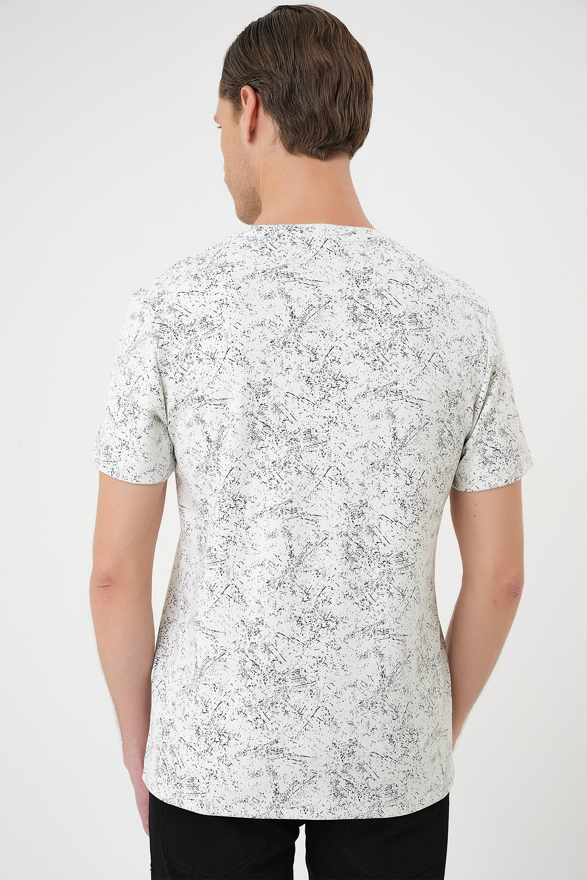Comfort Fit Bisiklet Yaka Batik Görünümlü Esnek Pamuk Ekru Tişört TS 905