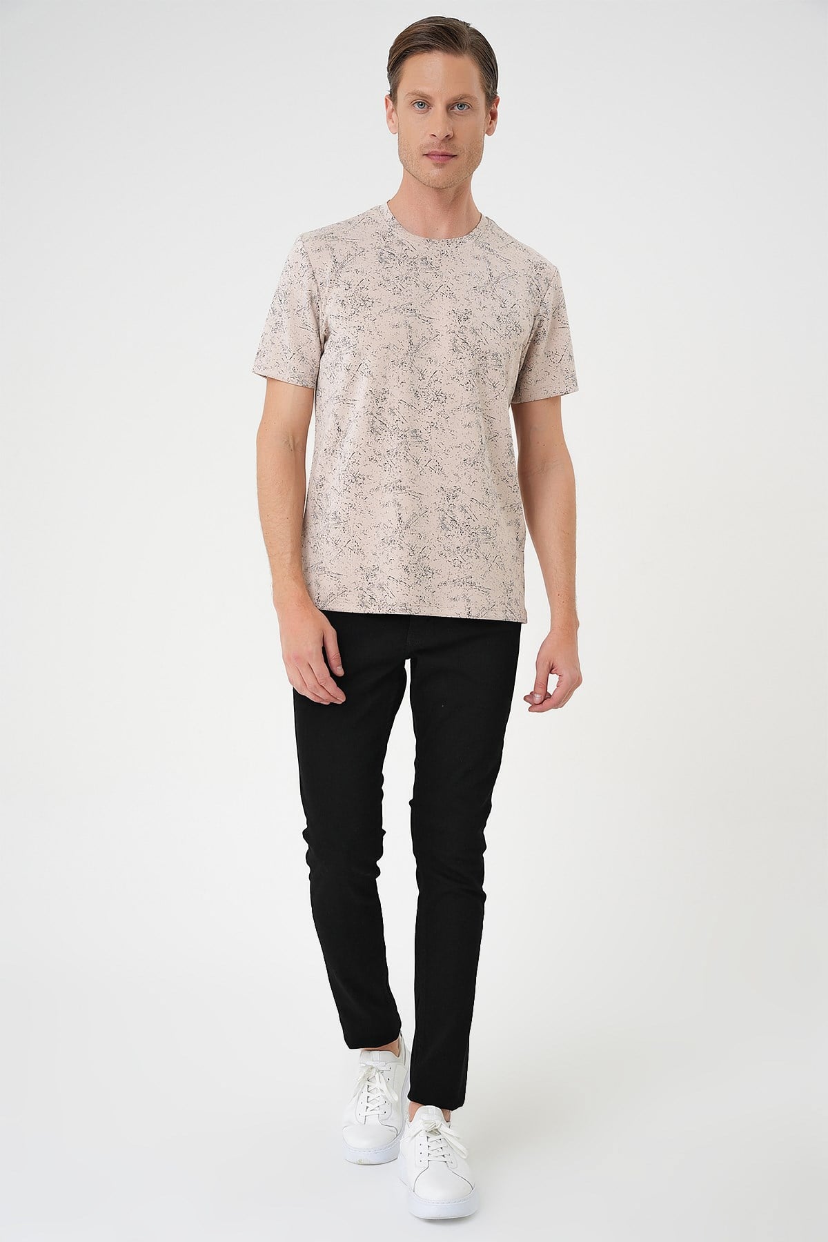 Comfort Fit Bisiklet Yaka Batik Görünümlü Esnek Pamuk Bej Tişört TS 905