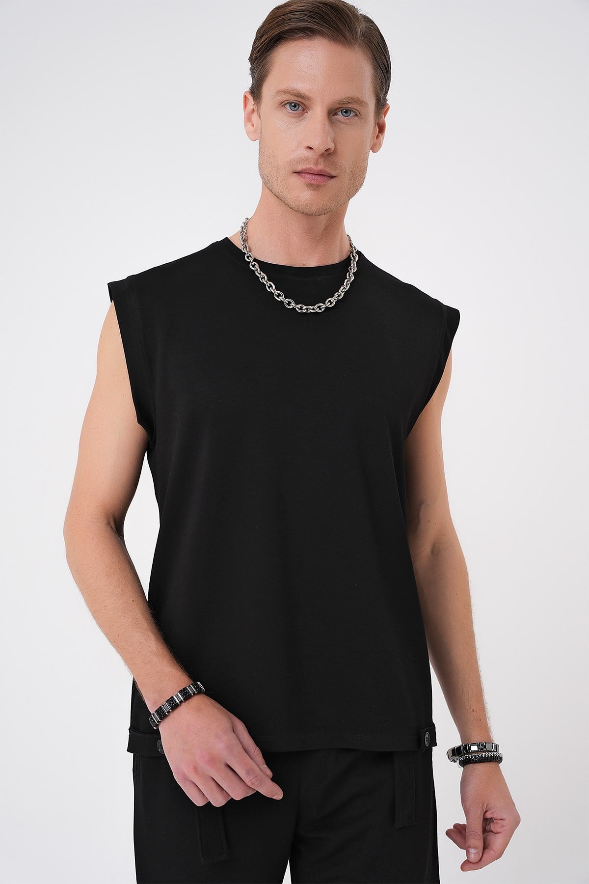 Comfort Fit Bisiklet Yaka Esnek Pamuk Kolsuz Spor Siyah Tişört TS 898