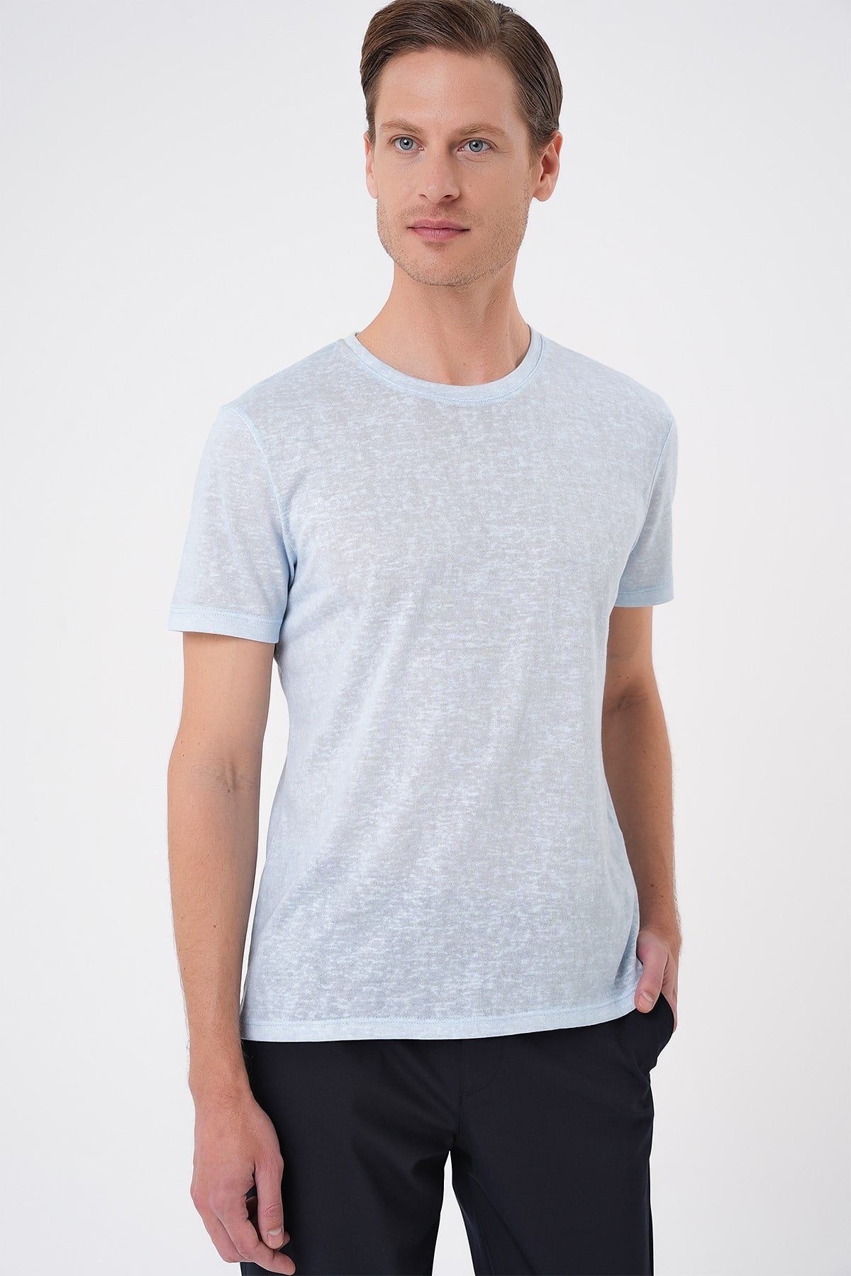 Comfort Fit Bisiklet Yaka Keten Karışımlı Mavi Tişört TS 902