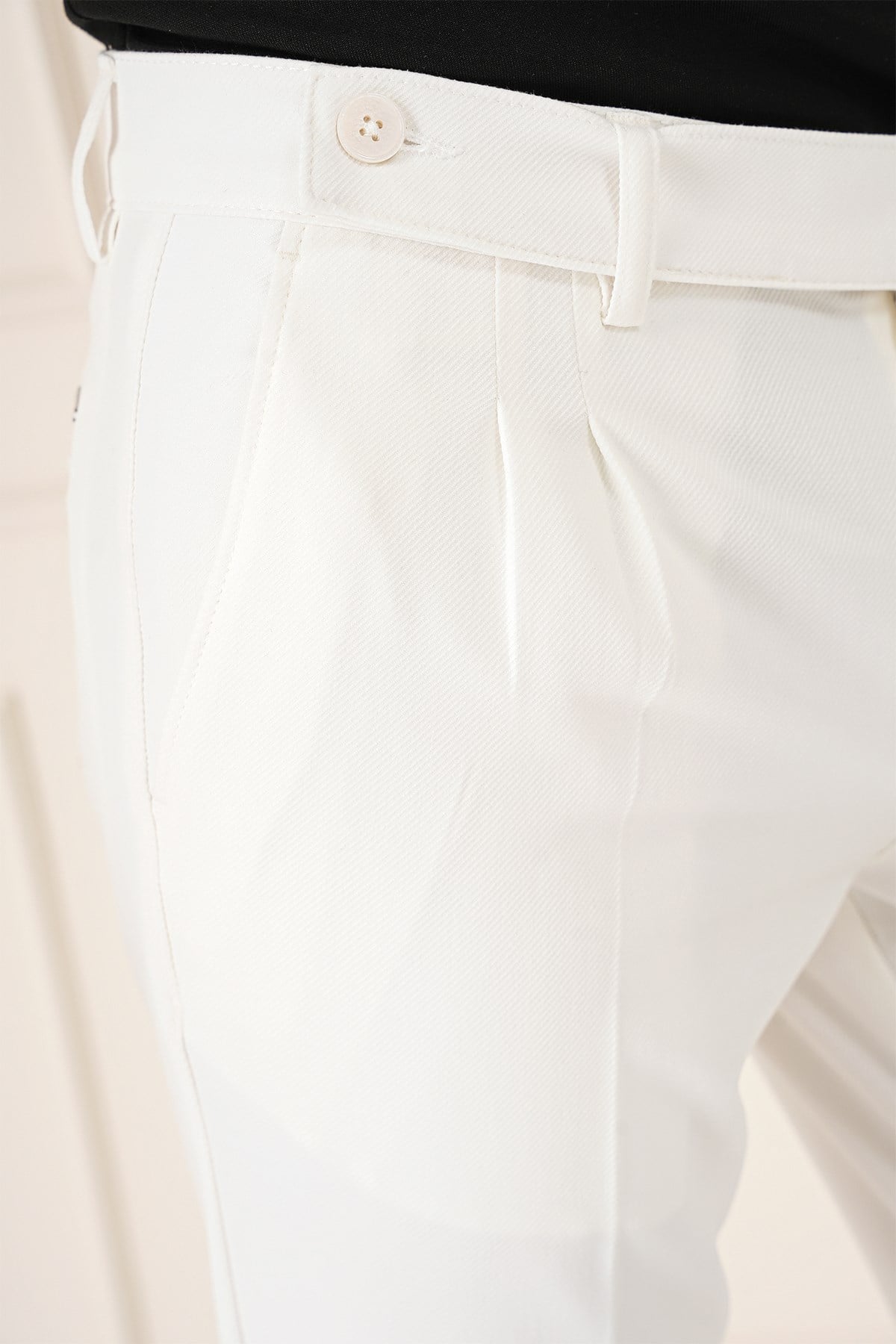 Comfort Fit Çift Pileli Dokulu Esnek Pamuklu Ekru Pantolon P 1158