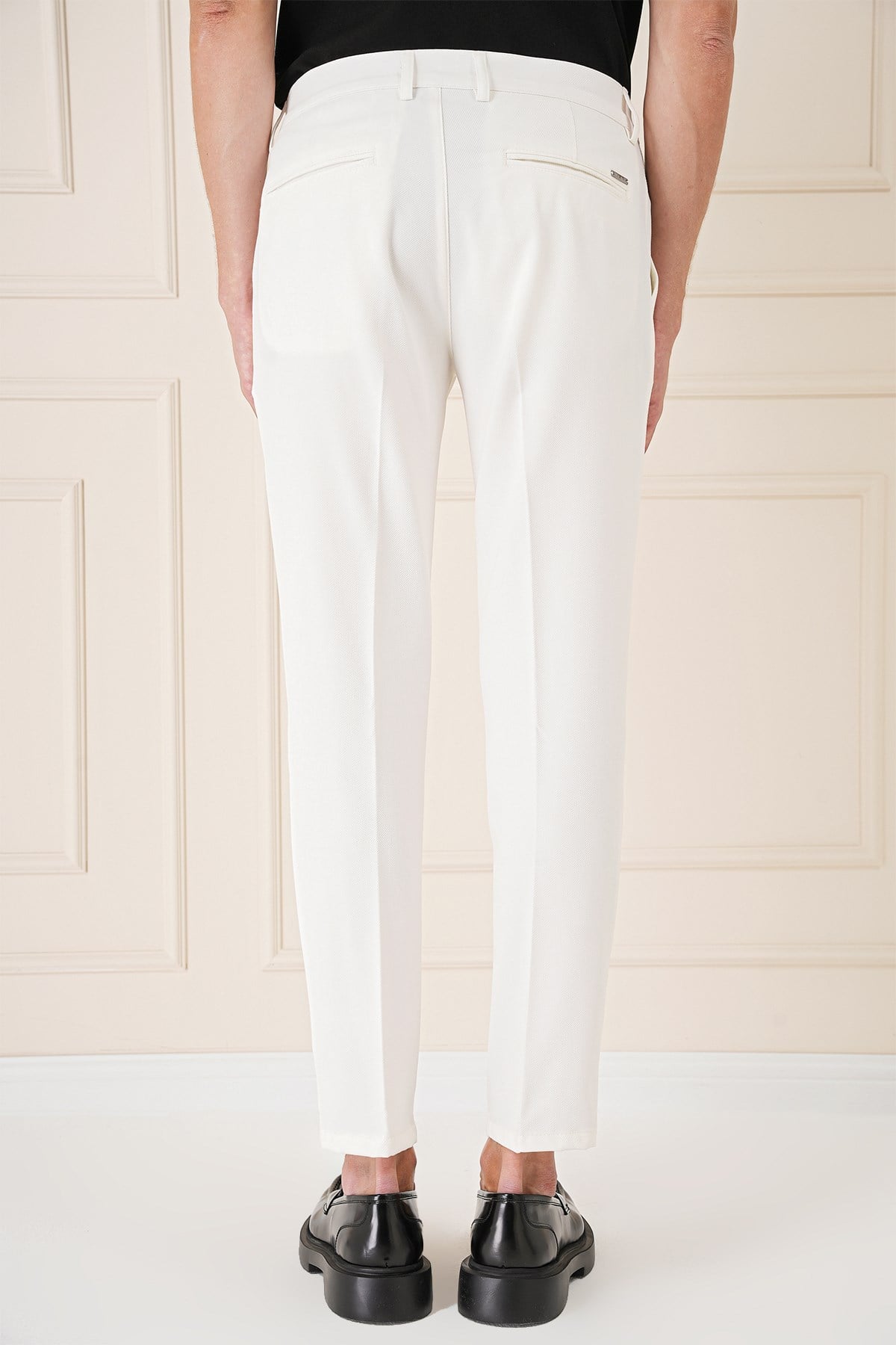 Comfort Fit Çift Pileli Dokulu Esnek Pamuklu Ekru Pantolon P 1158