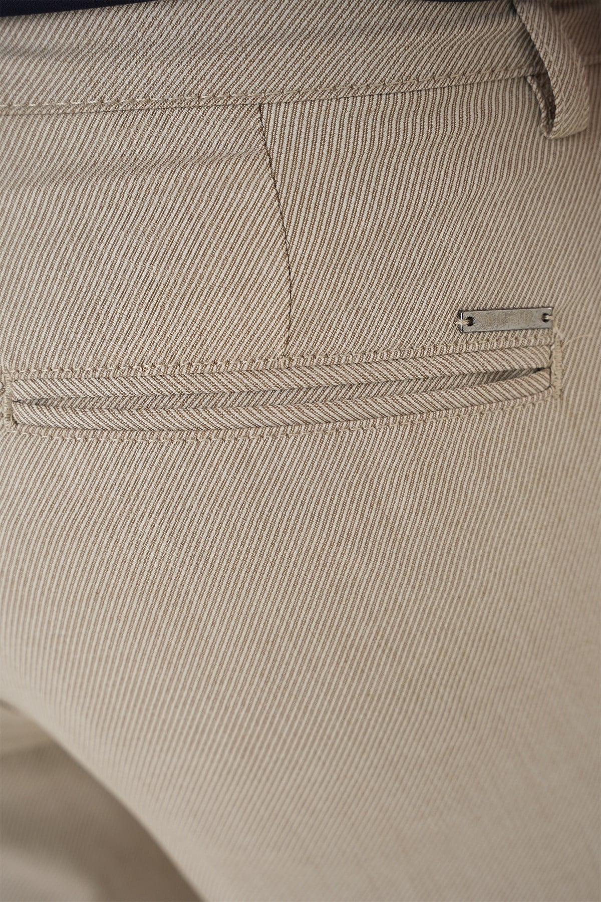 Comfort Fit Çift Pileli Dokulu Esnek Pamuklu Bej Pantolon P 1158
