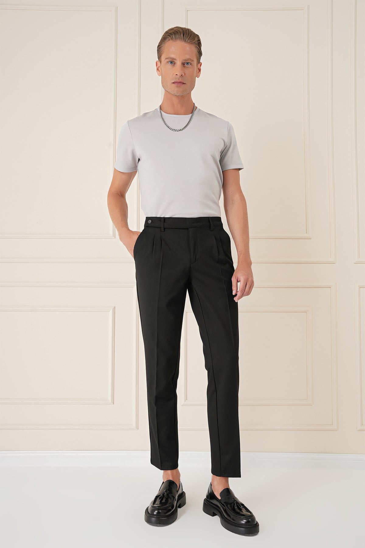 Comfort Fit Çift Pileli Dokulu Esnek Pamuklu Siyah Pantolon P 1158