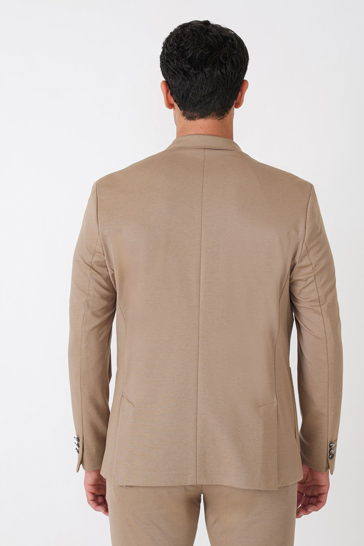 Comfort Fit Çift Yırtmaç Torba Cep Metal Düğmeli Koyu Bej Blazer Ceket C 734