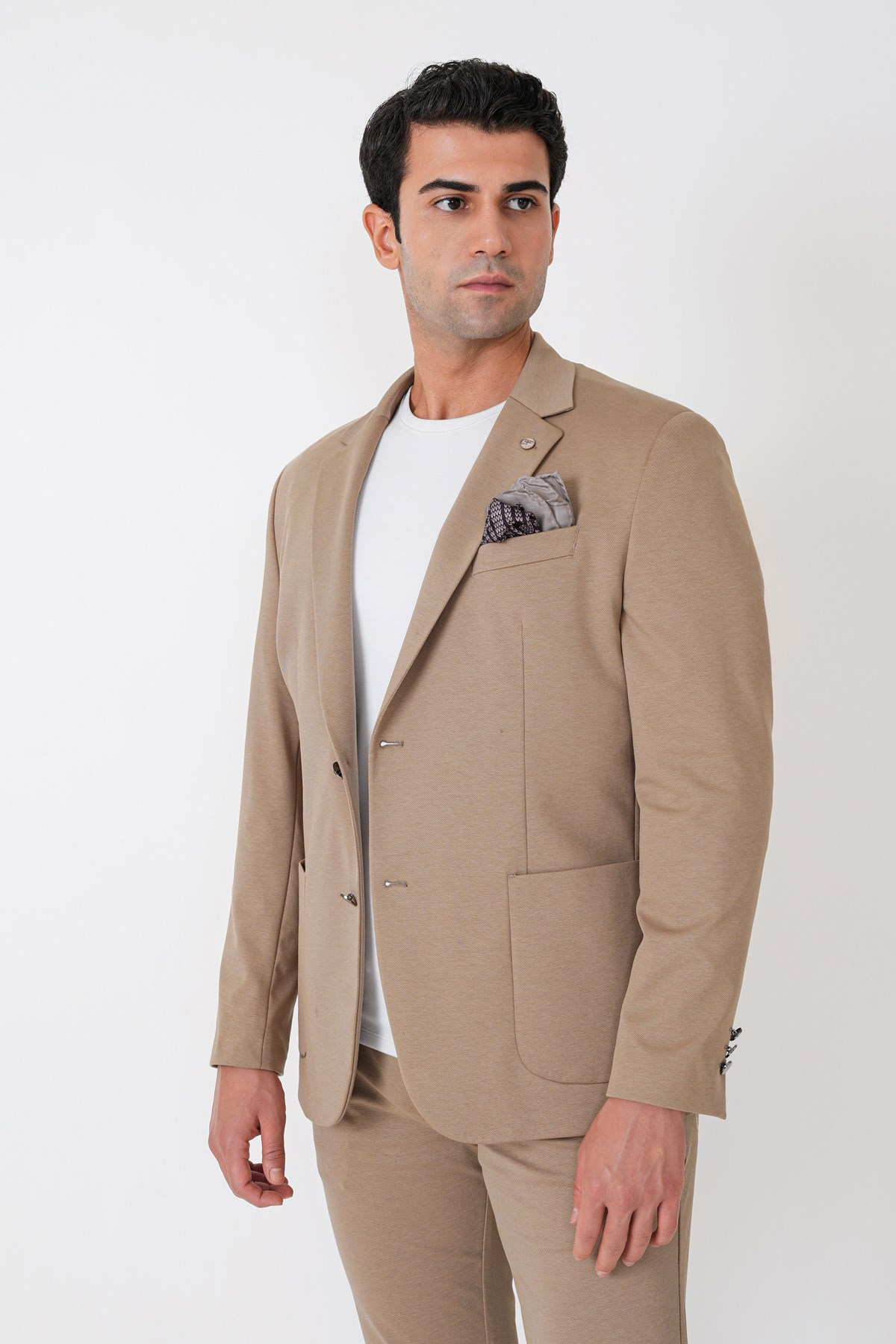 Comfort Fit Çift Yırtmaç Torba Cep Metal Düğmeli Koyu Bej Blazer Ceket C 734