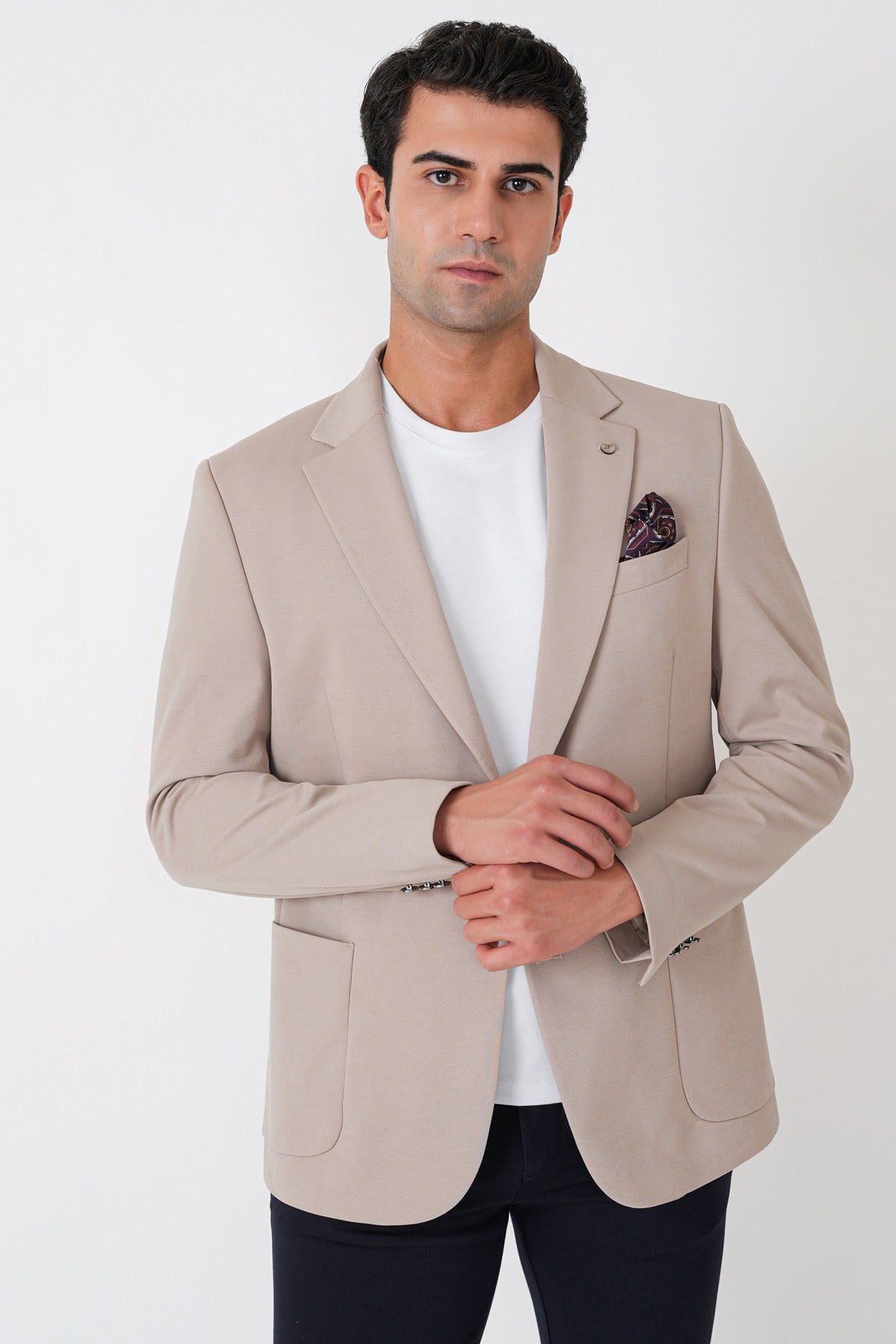 Comfort Fit Çift Yırtmaç Torba Cep Metal Düğmeli Bej Blazer Ceket C 734
