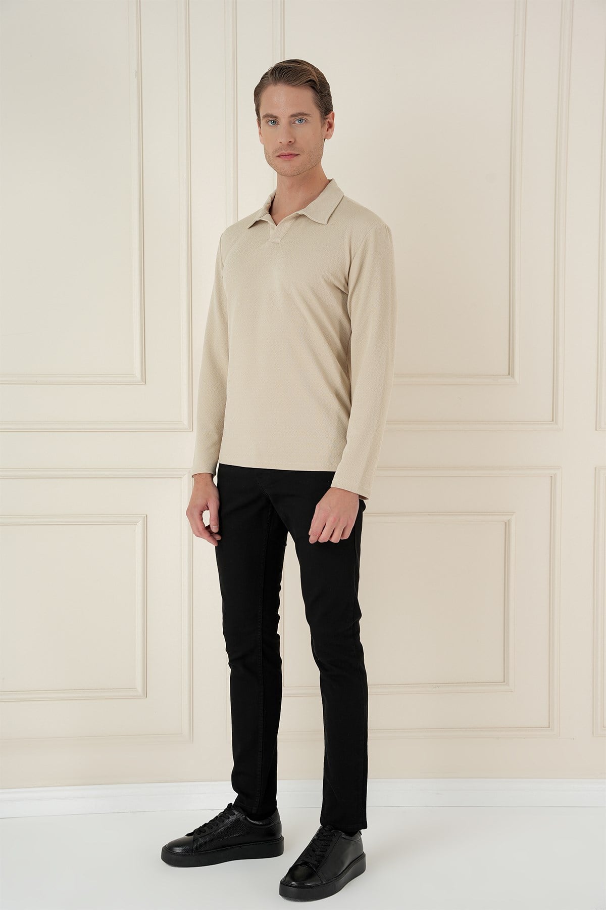 Comfort Fit Esnek Pamuklu Gofre Kumaş Bej Apaş Yaka Tişört Ts 890