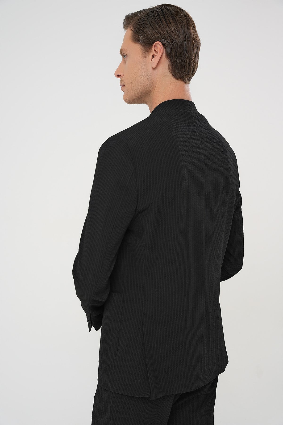 Comfort Fit Mono Yaka Çift Yırtmaç Torba Cep Gofre Kumaş Çizgili Siyah Ceket C 703