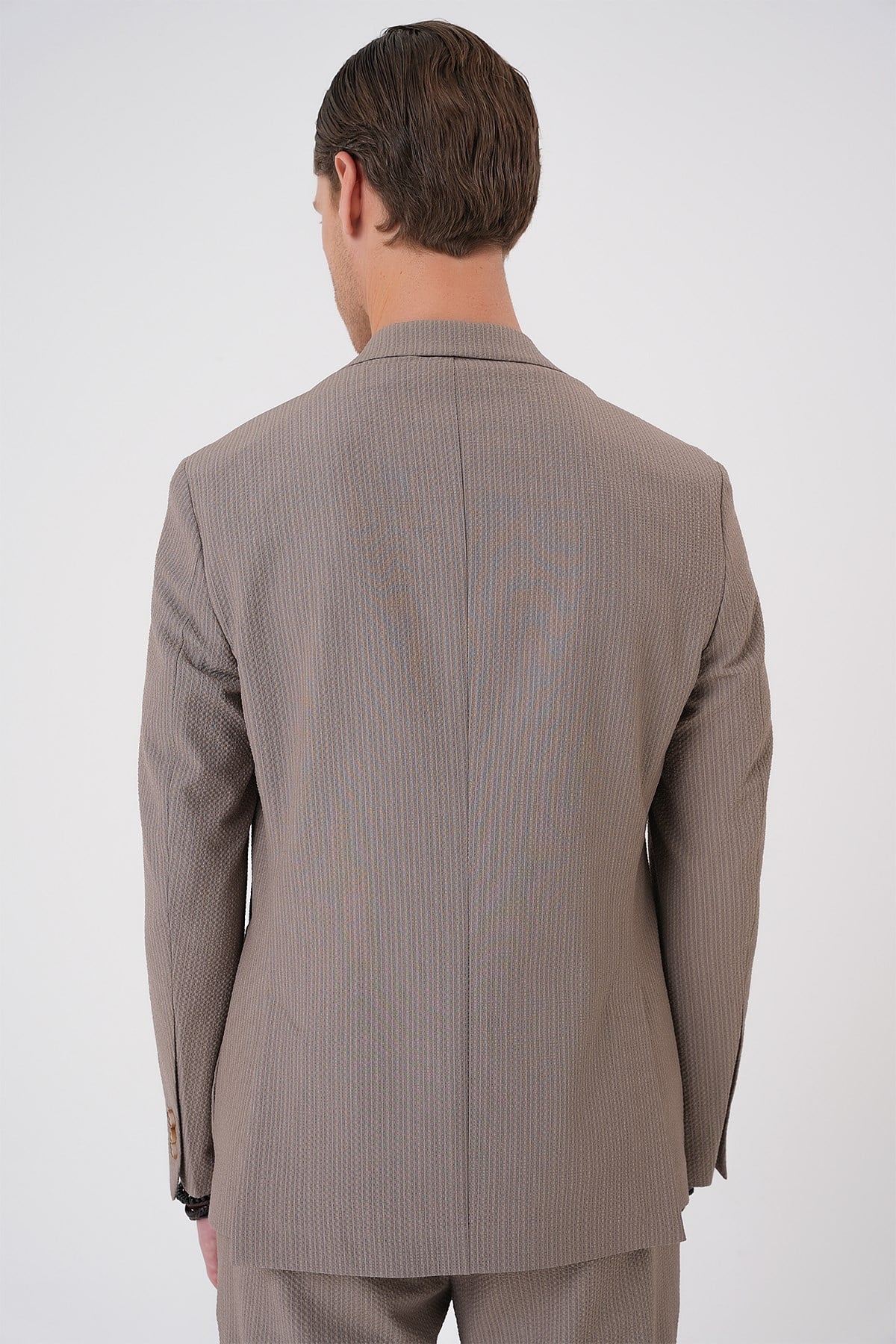 Comfort Fit Mono Yaka Çift Yırtmaç Torba Cep Gofre Kumaş Çizgili Vizon Ceket C 703