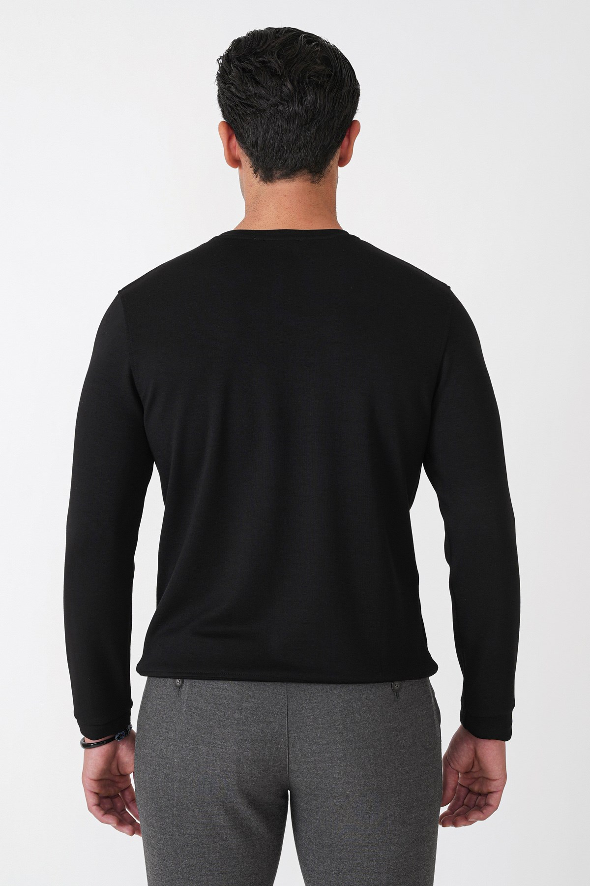 Comfort Fit Omuz Modelli Uzun Kollu Esnek Pamuk Siyah Tişört TS 933