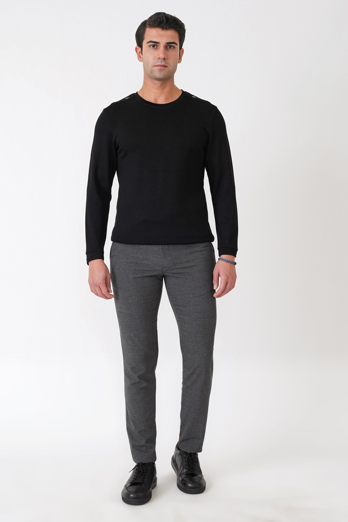 Comfort Fit Omuz Modelli Uzun Kollu Esnek Pamuk Siyah Tişört TS 933