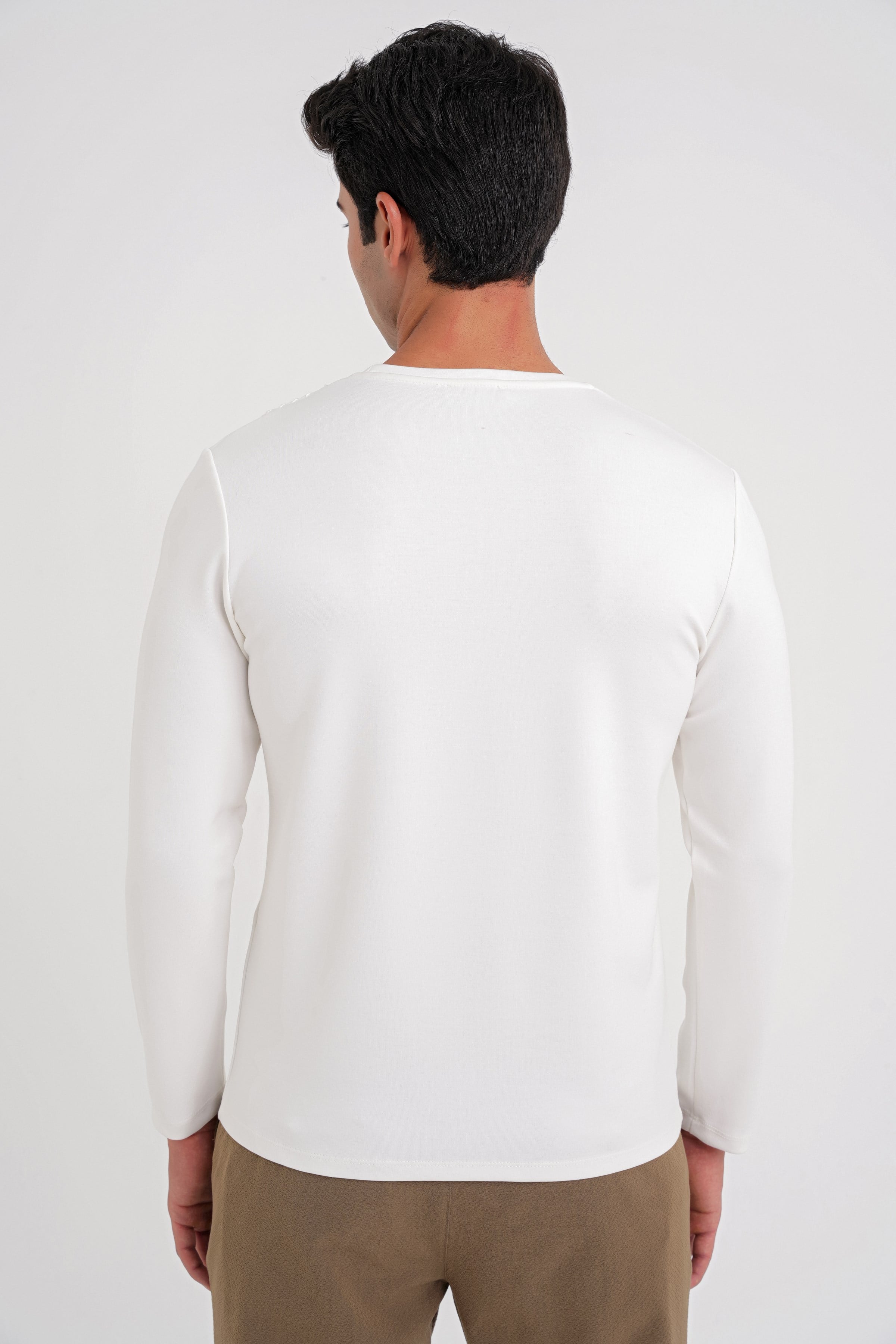 Comfort Fit Önü Nakışlı Pamuklu Bisiklet Yaka Uzun Kollu Ekru Tişört TS 920