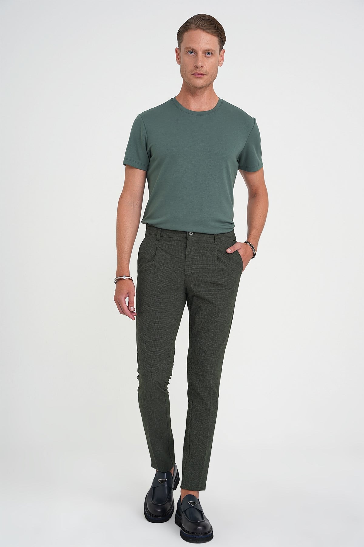 Comfort Fit Rahat Kalıp Beli Lastikli Tek Pileli Pötikare Dokulu Yeşil Pantolon P 1193