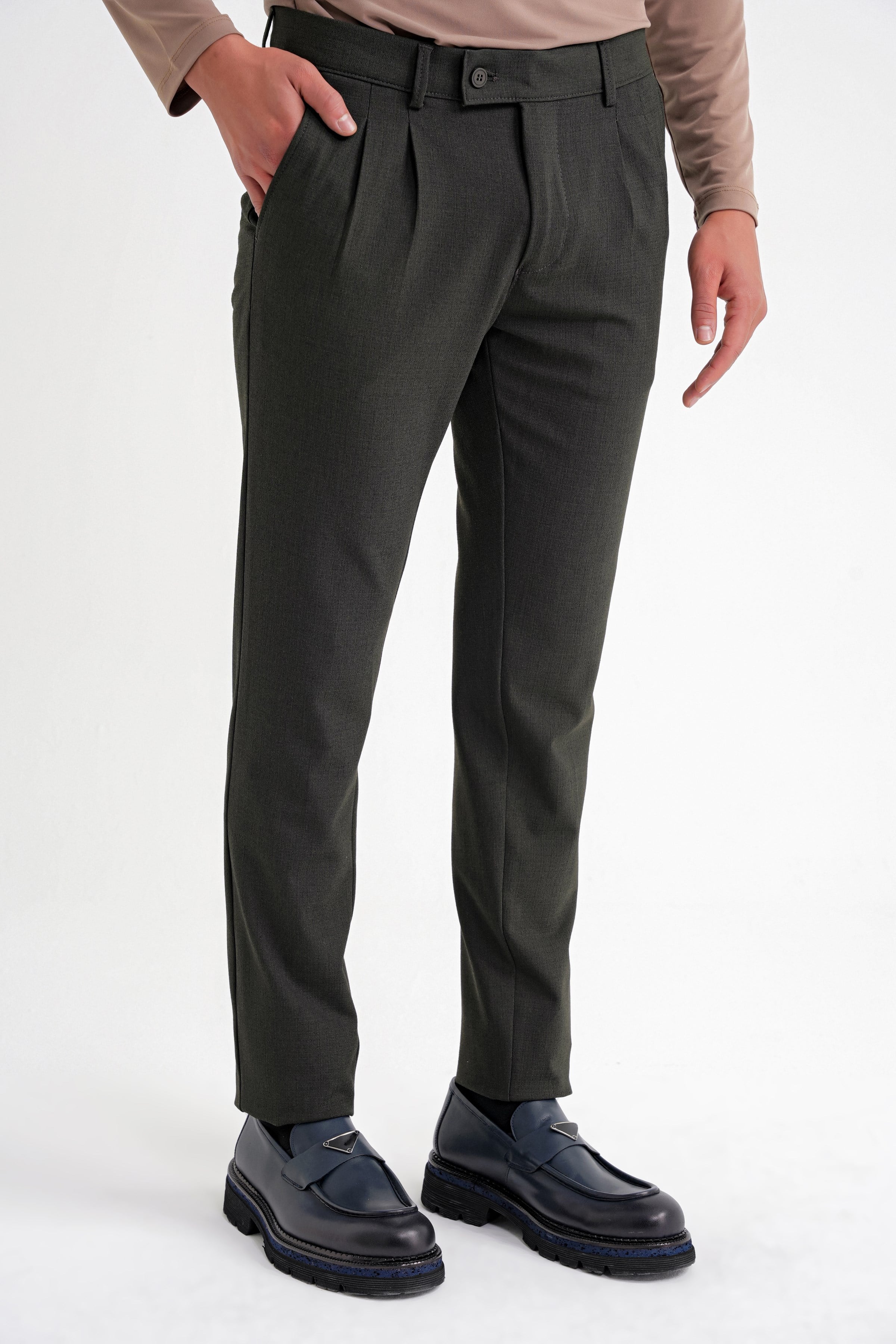 Comfort Fit Rahat Kalıp Çift Pileli Yan Cepli Esnek Yünlü Füme Pantolon P 1205
