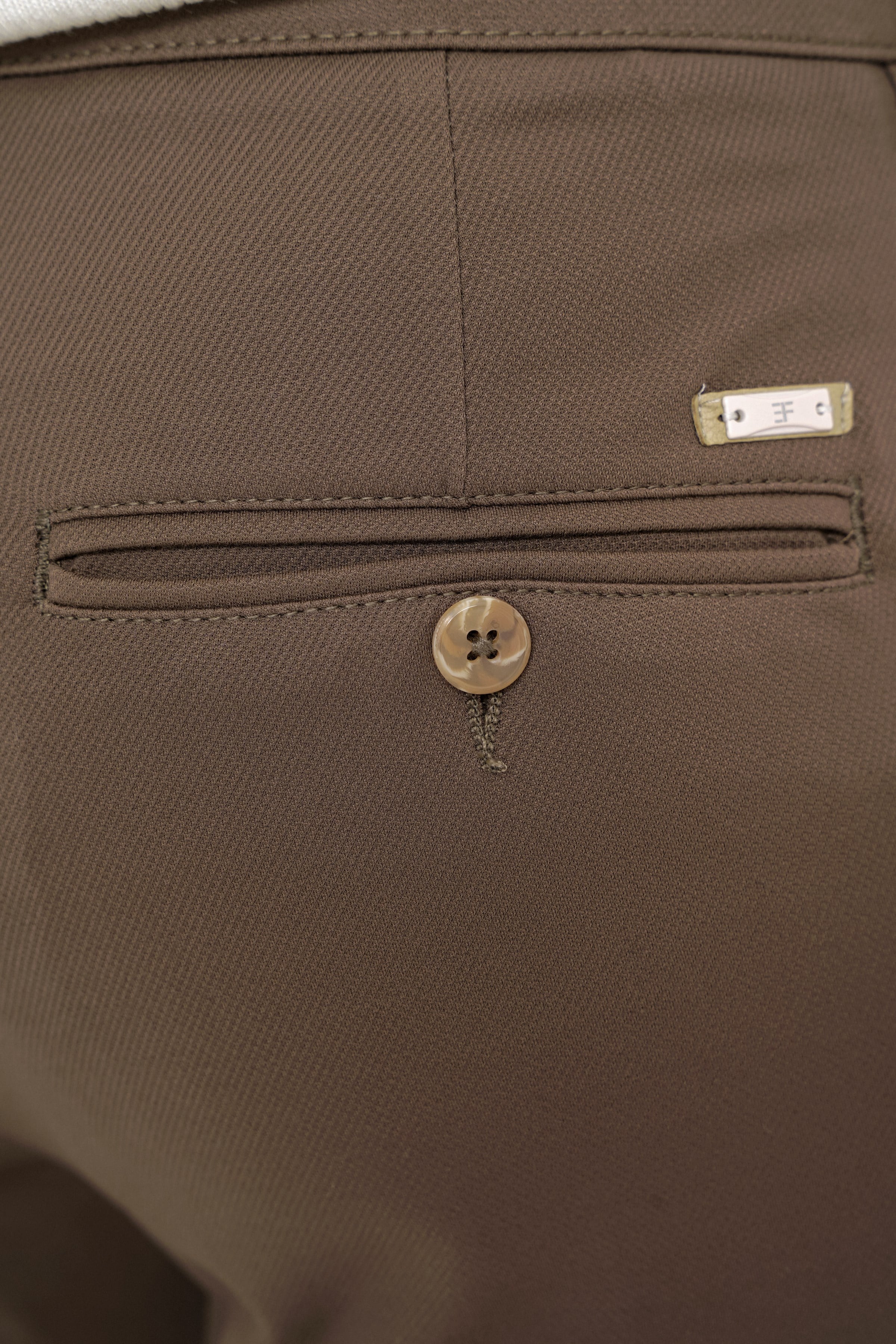 Comfort Fit Rahat Kalıp Çift Pileli Yan Cepli Esnek Pamuklu Tütün Pantolon P 1202