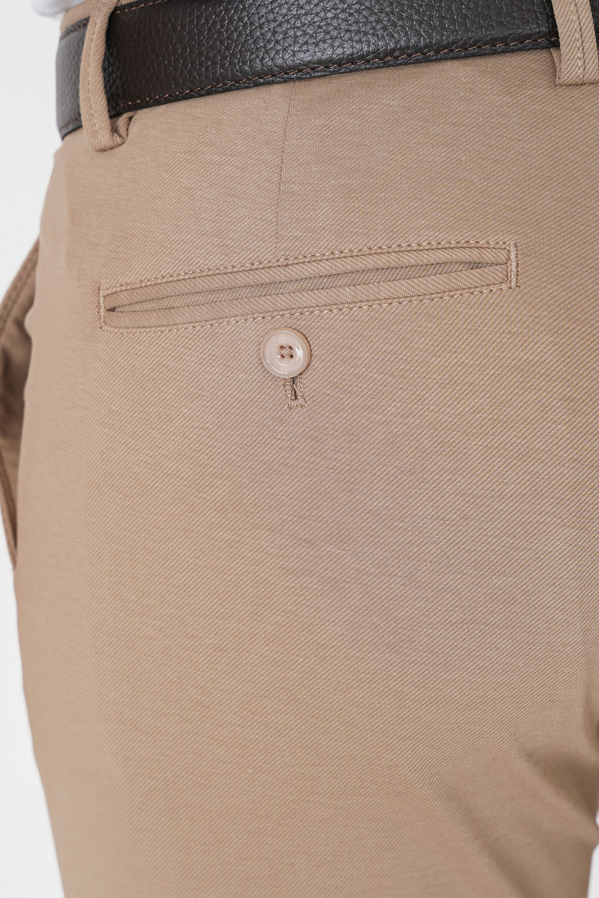 Comfort Fit Rahat Kalıp Yan Cep Pamuklu Dokulu Koyu Bej Pantolon P 1219