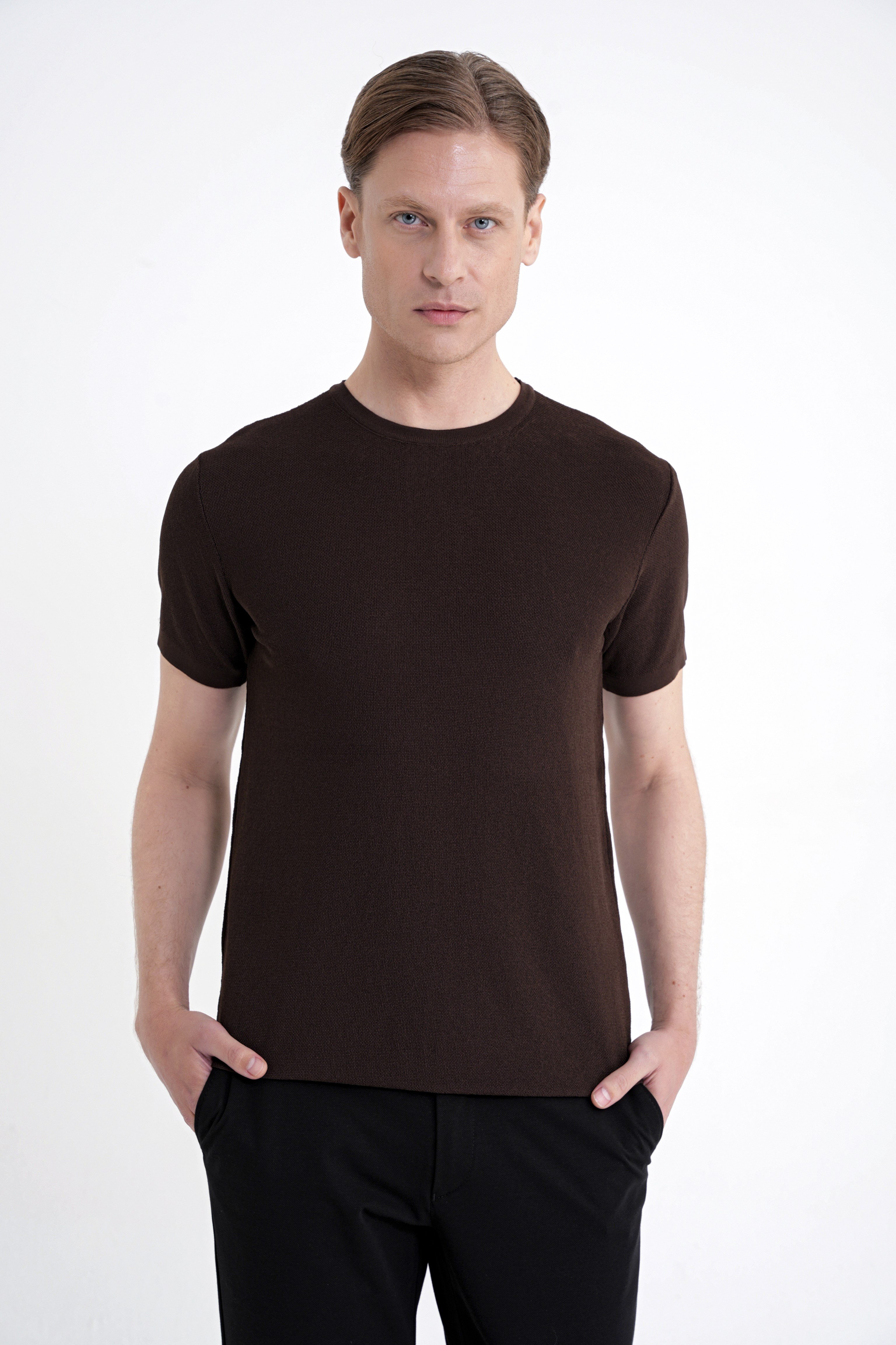 Comfort Fit Rayon Karışımlı Bisiklet Yaka Kahverengi Triko Tişört TS 925 