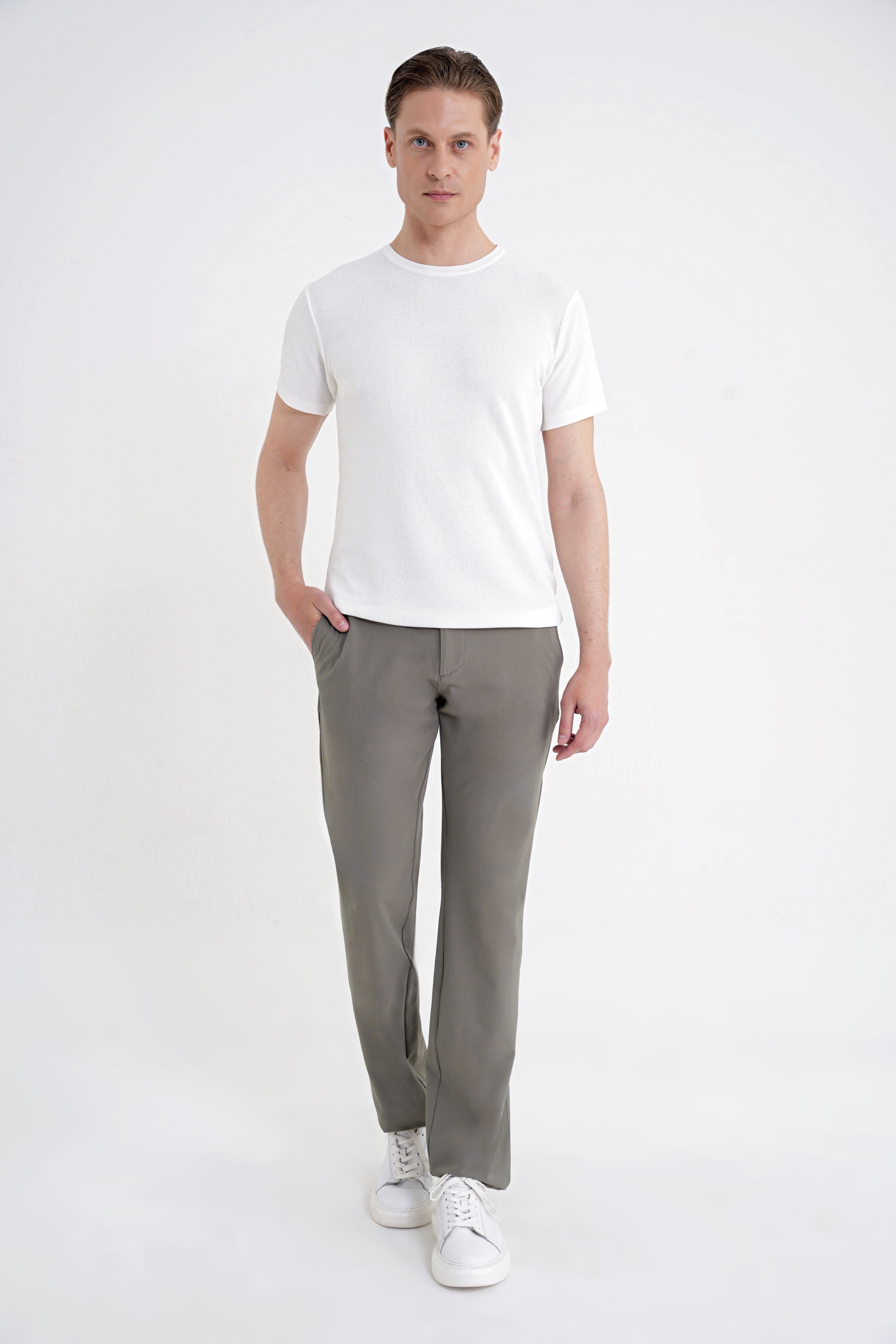 Comfort Fit Rayon Karışımlı Bisiklet Yaka Ekru Triko Tişört TS 925 