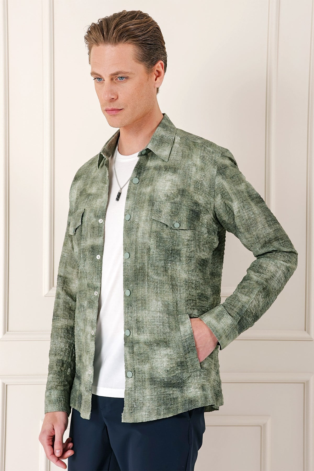 Comfort Fit Yan Cep Batik Desenli %100 Pamuk Çıtçıtlı Haki Gömlek Ceket G 1568