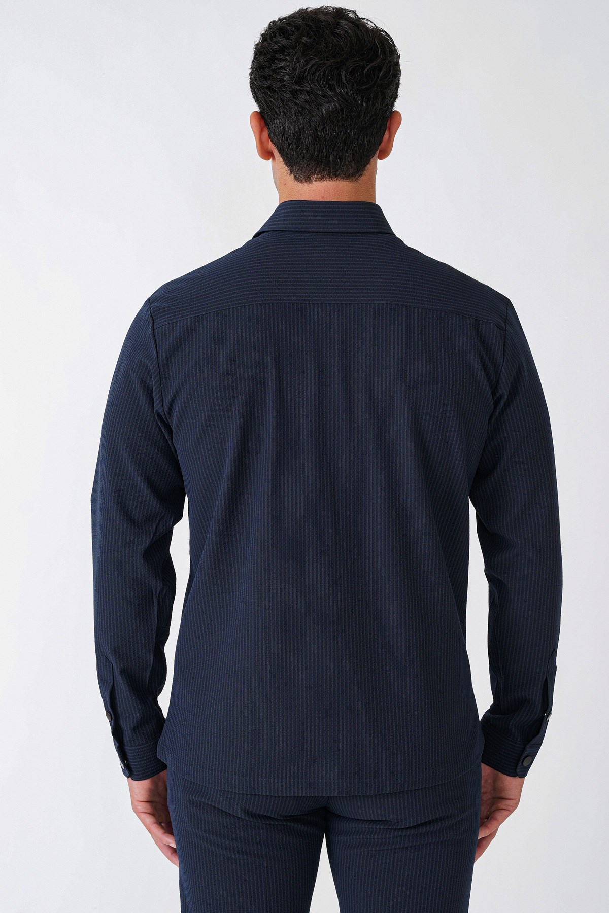 Comfort Fit Yan Cepli Esnek İnce Çizgili Lacivert Gömlek Ceket G 1608