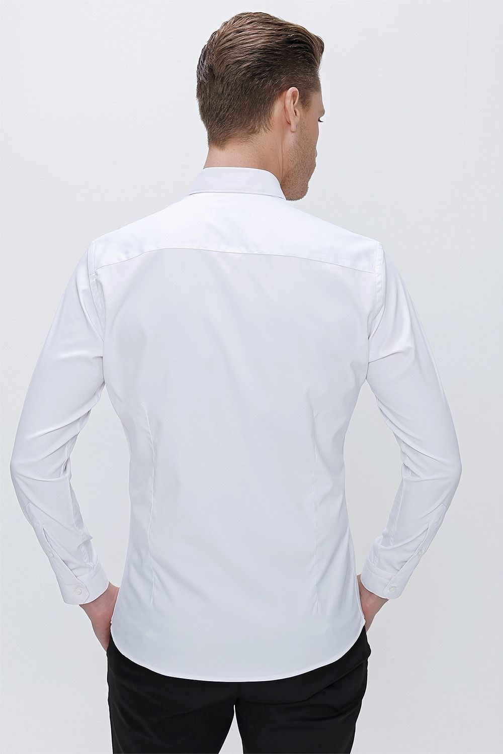 GK 666 Slim Fit Beyaz Klasik Gömlek