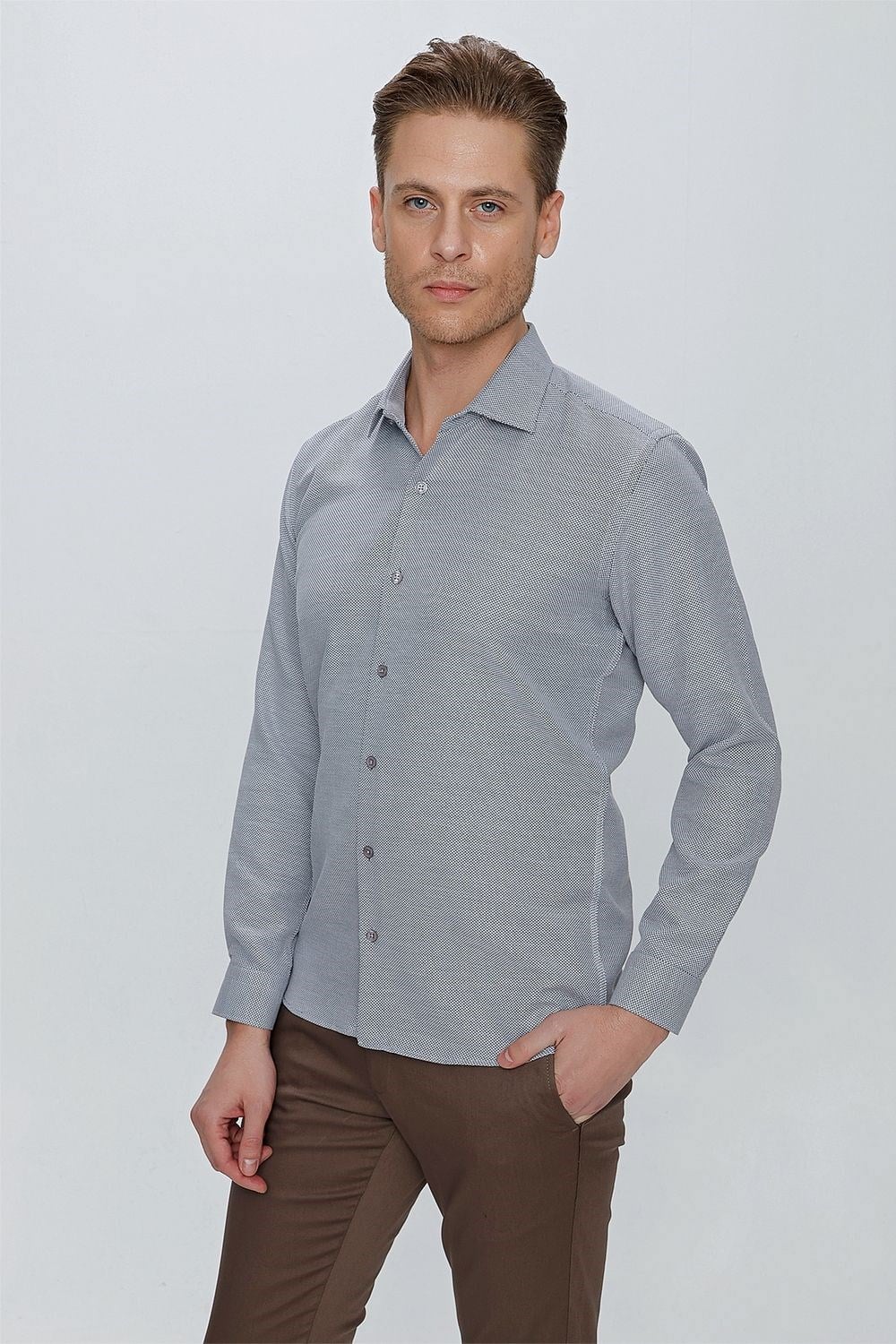 GK 672 Slim Fit Siyah Klasik Gömlek