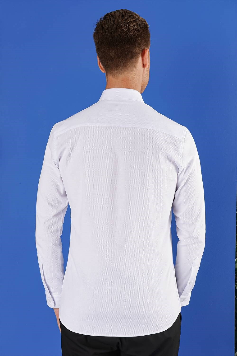 GK 687 Slim Fit Beyaz Klasik Gömlek