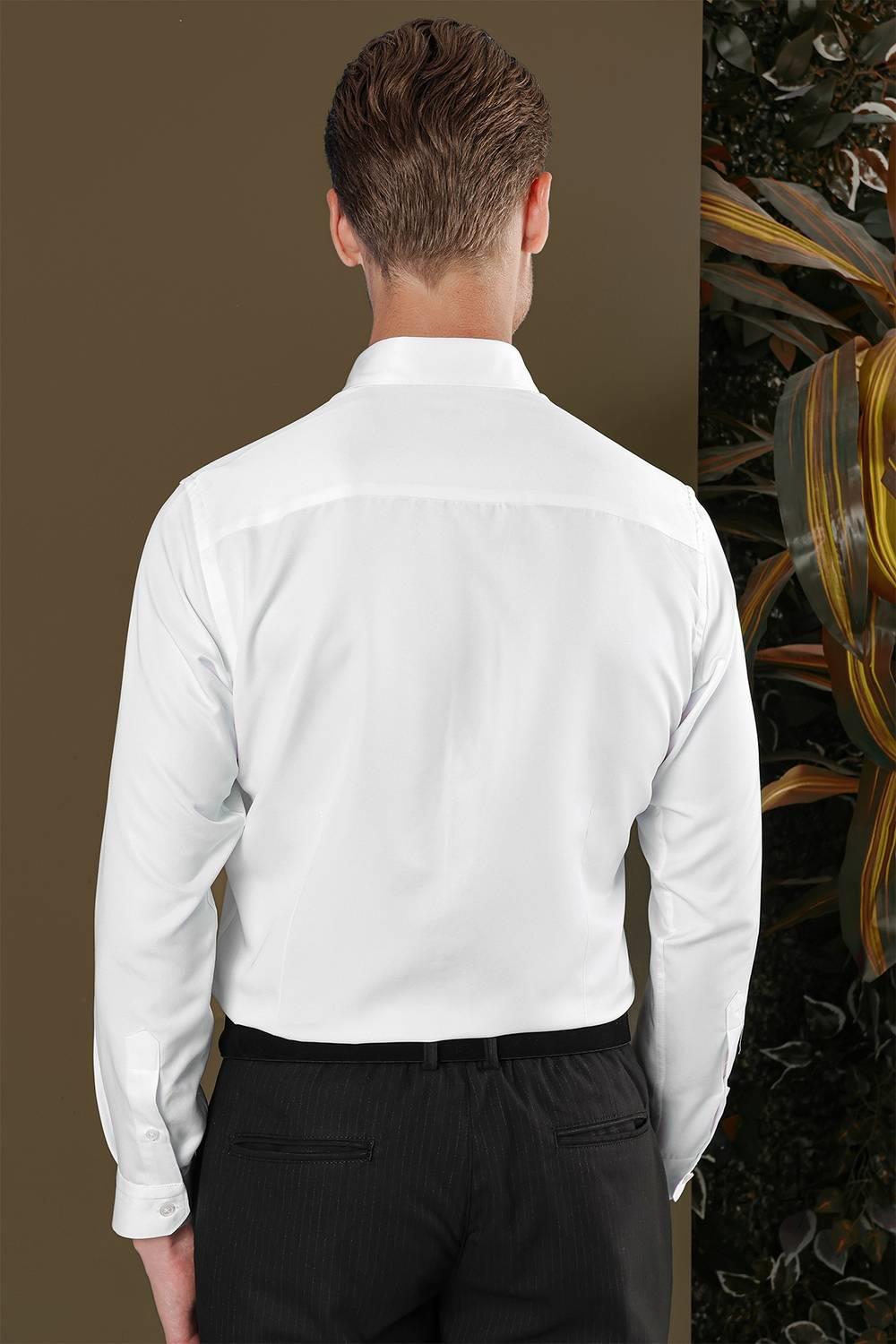 GK 692 Slim Fit Beyaz Klasik Gömlek