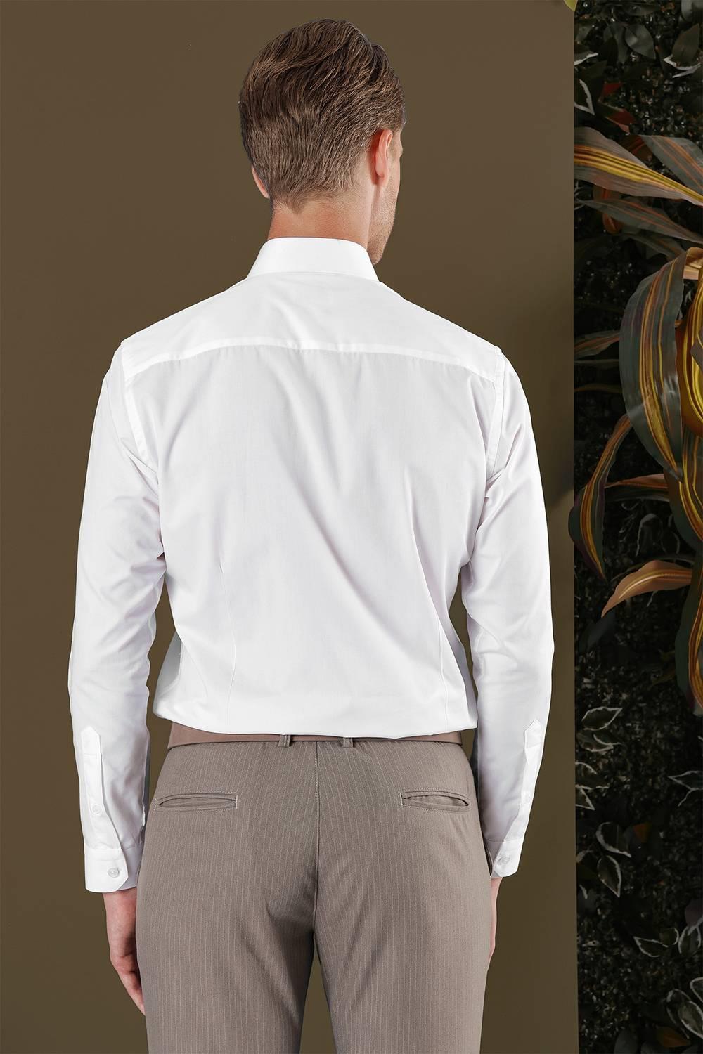 GK 704 Slim Fit Beyaz Klasik Gömlek