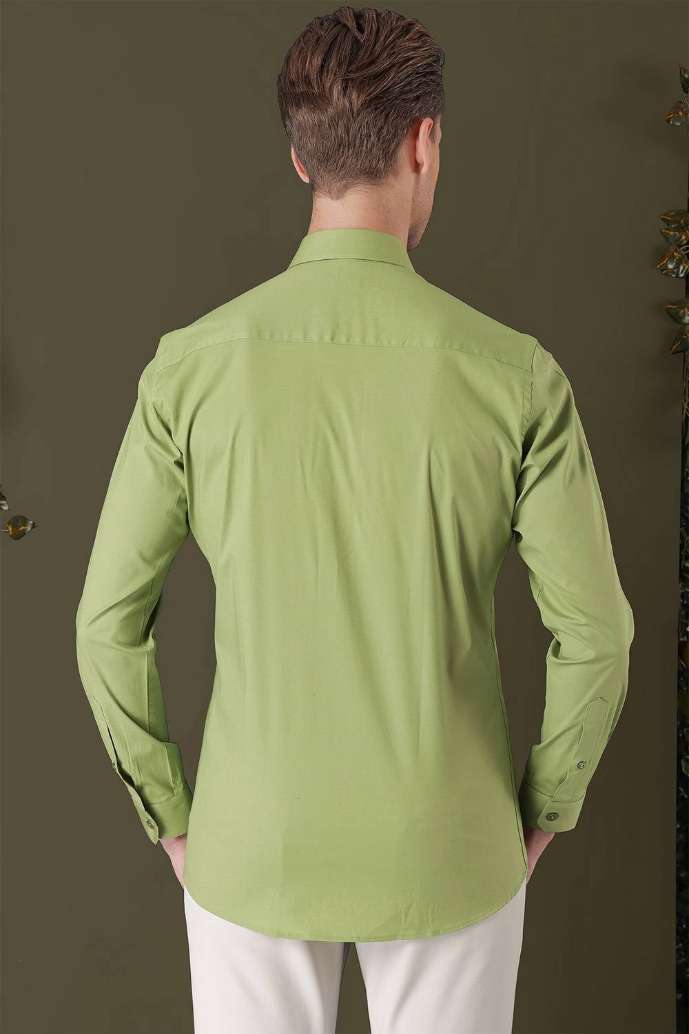 GK 709 Slim Fit Açık Yeşil Klasik Gömlek