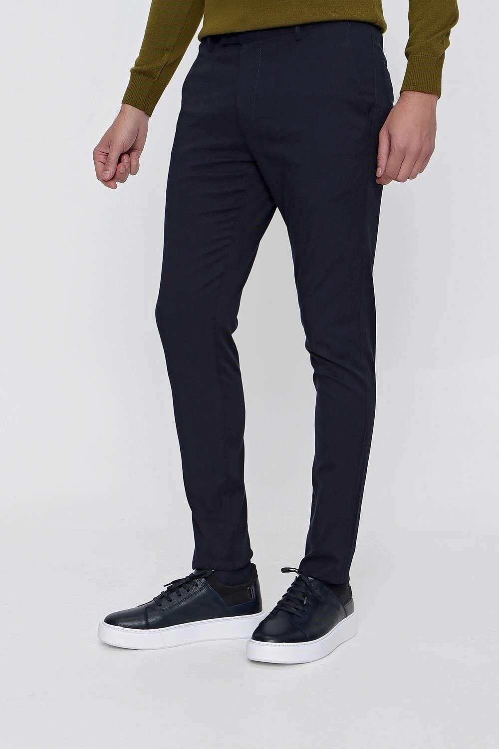 P 1100 Slim Fit Lacivert Spor Pantolon